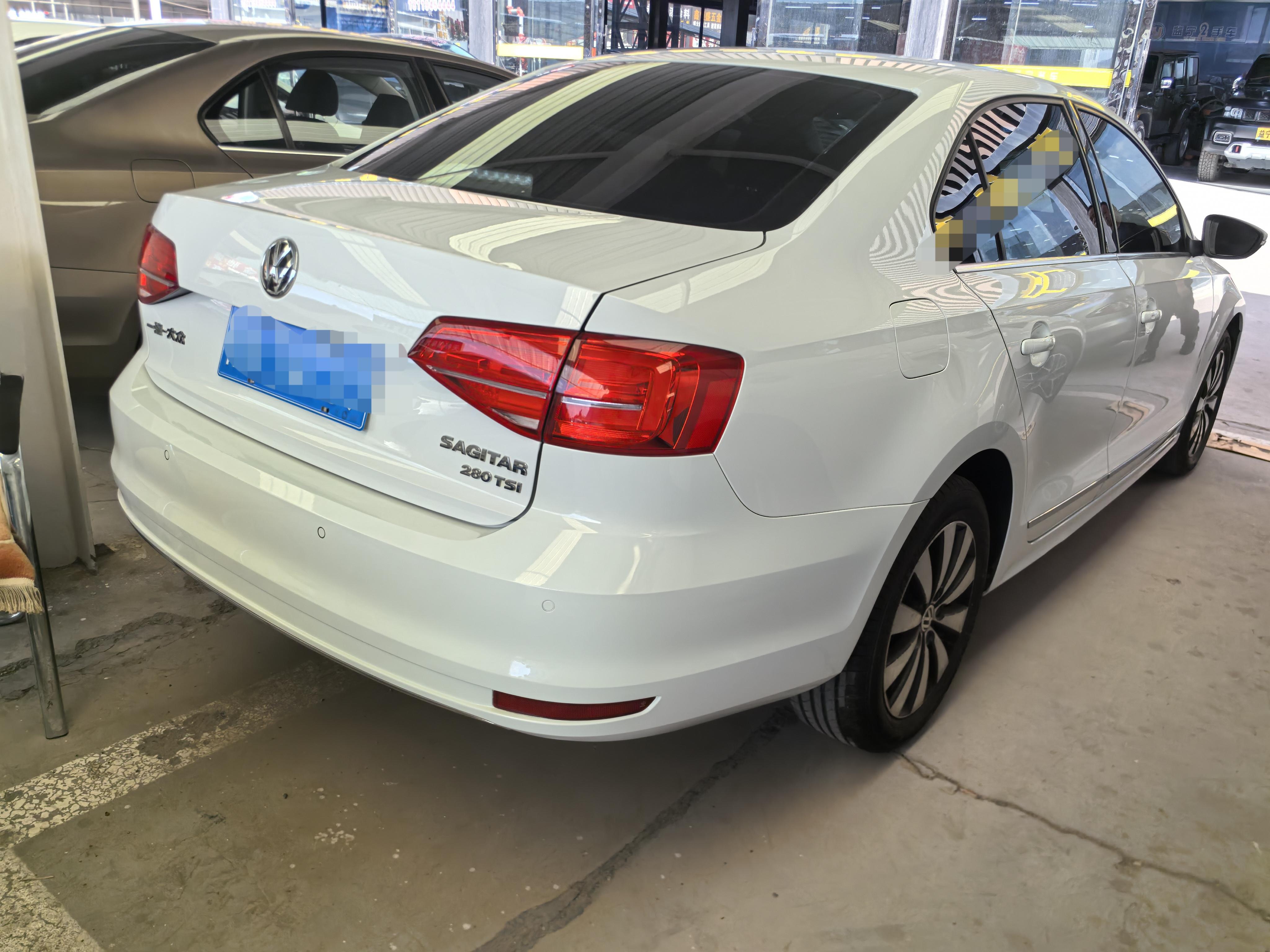 Volkswagen Sagitar 2018 thumb 3