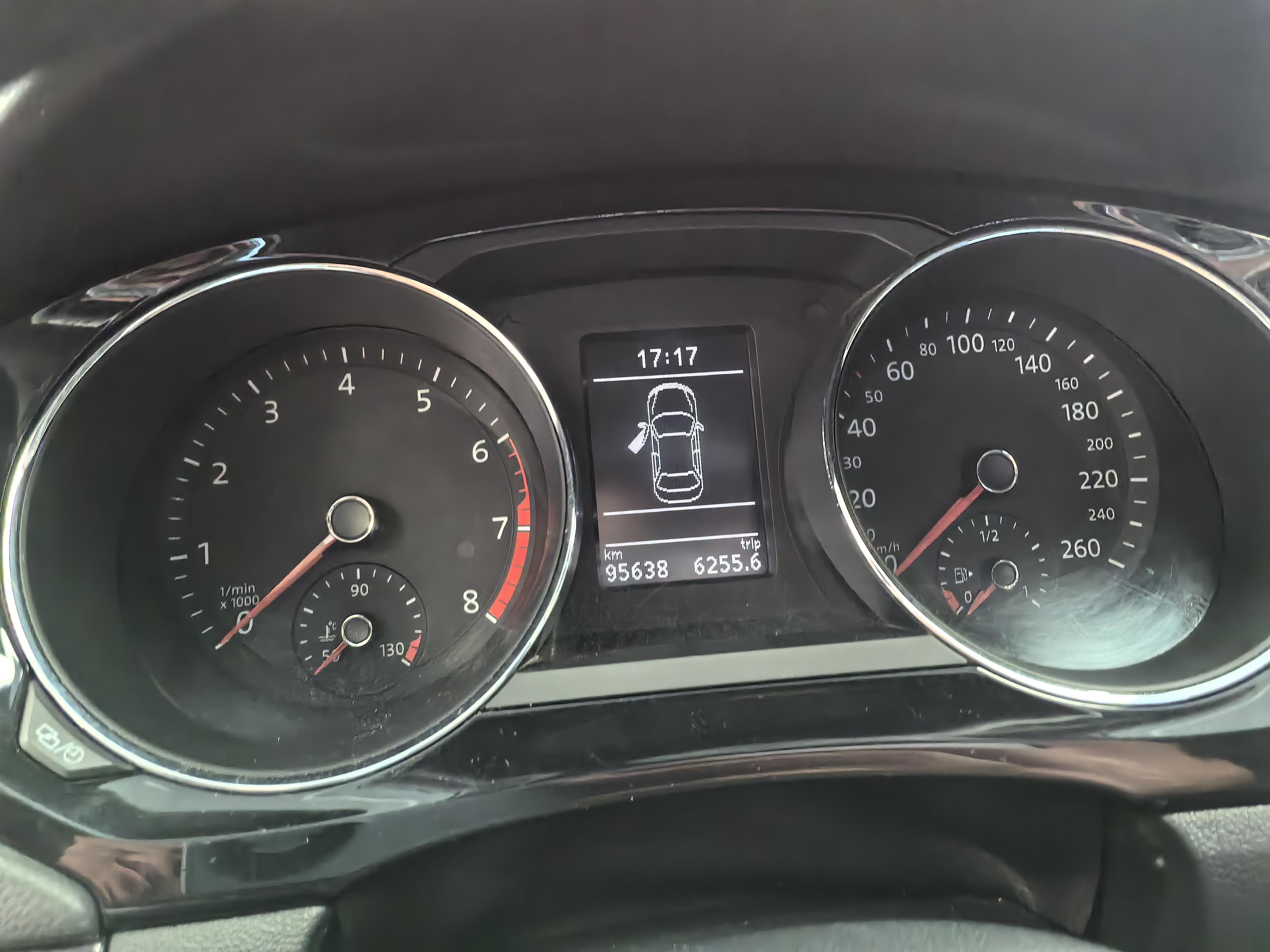Volkswagen Sagitar 2018 thumb 5