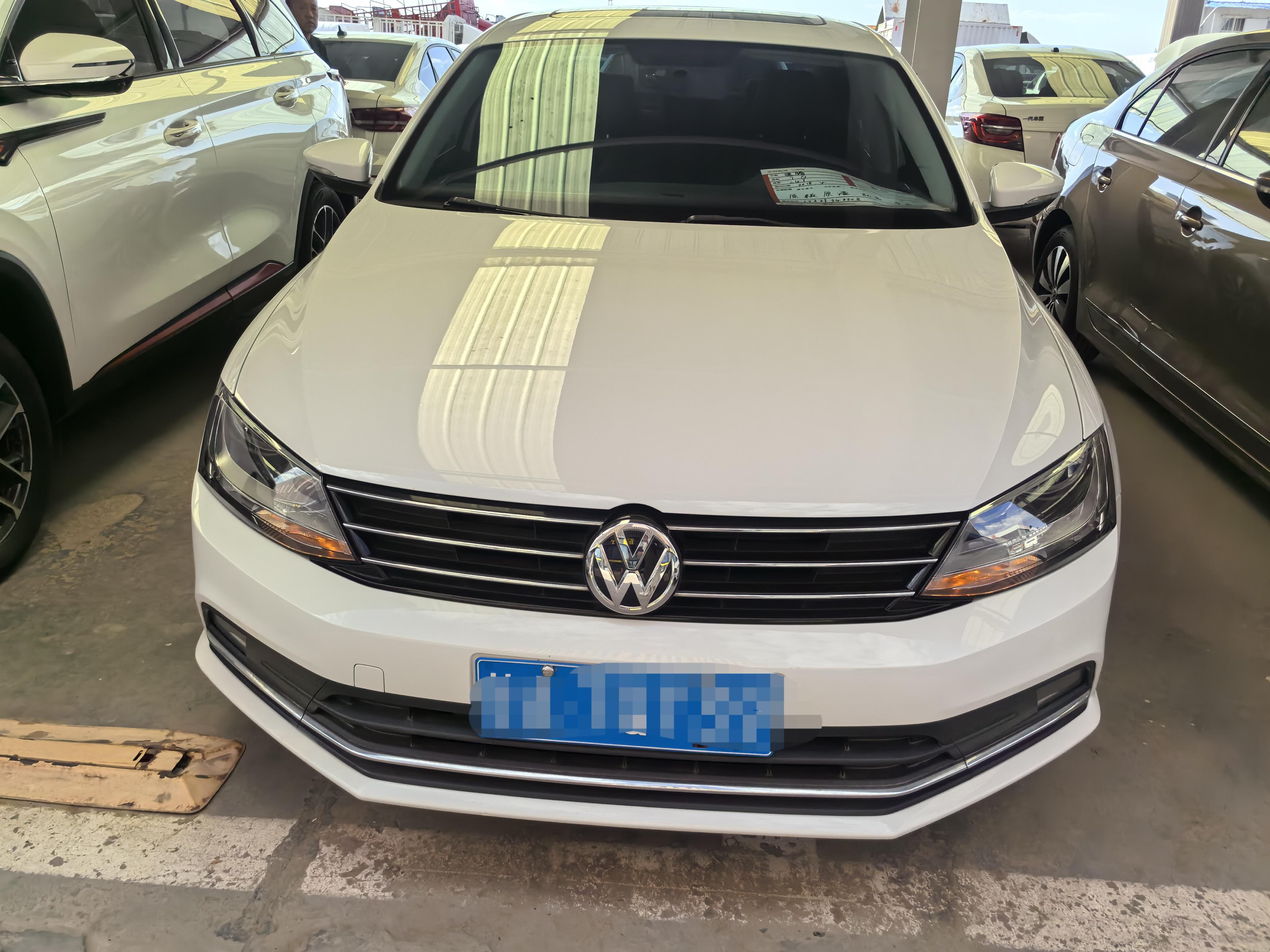 Volkswagen Sagitar 2018 thumb 10