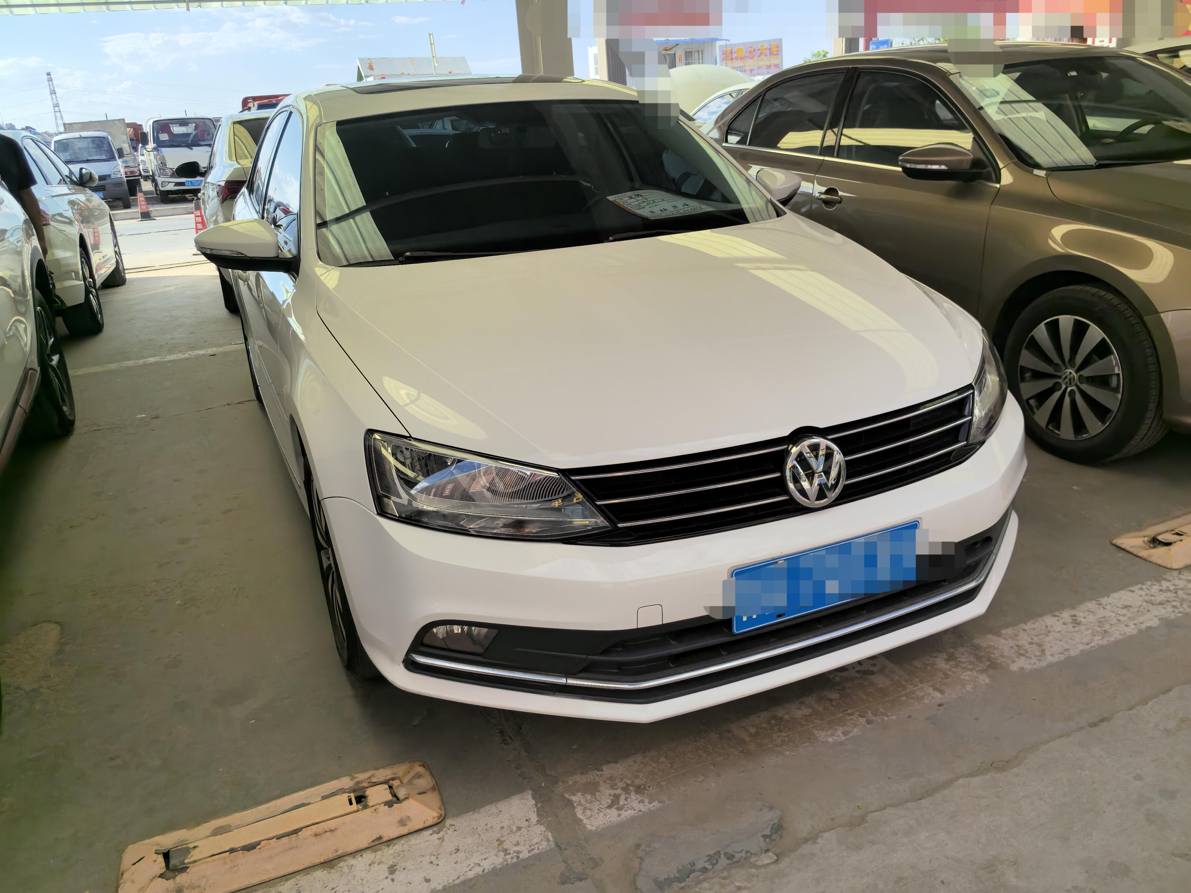 Volkswagen Sagitar 2018 thumb 11