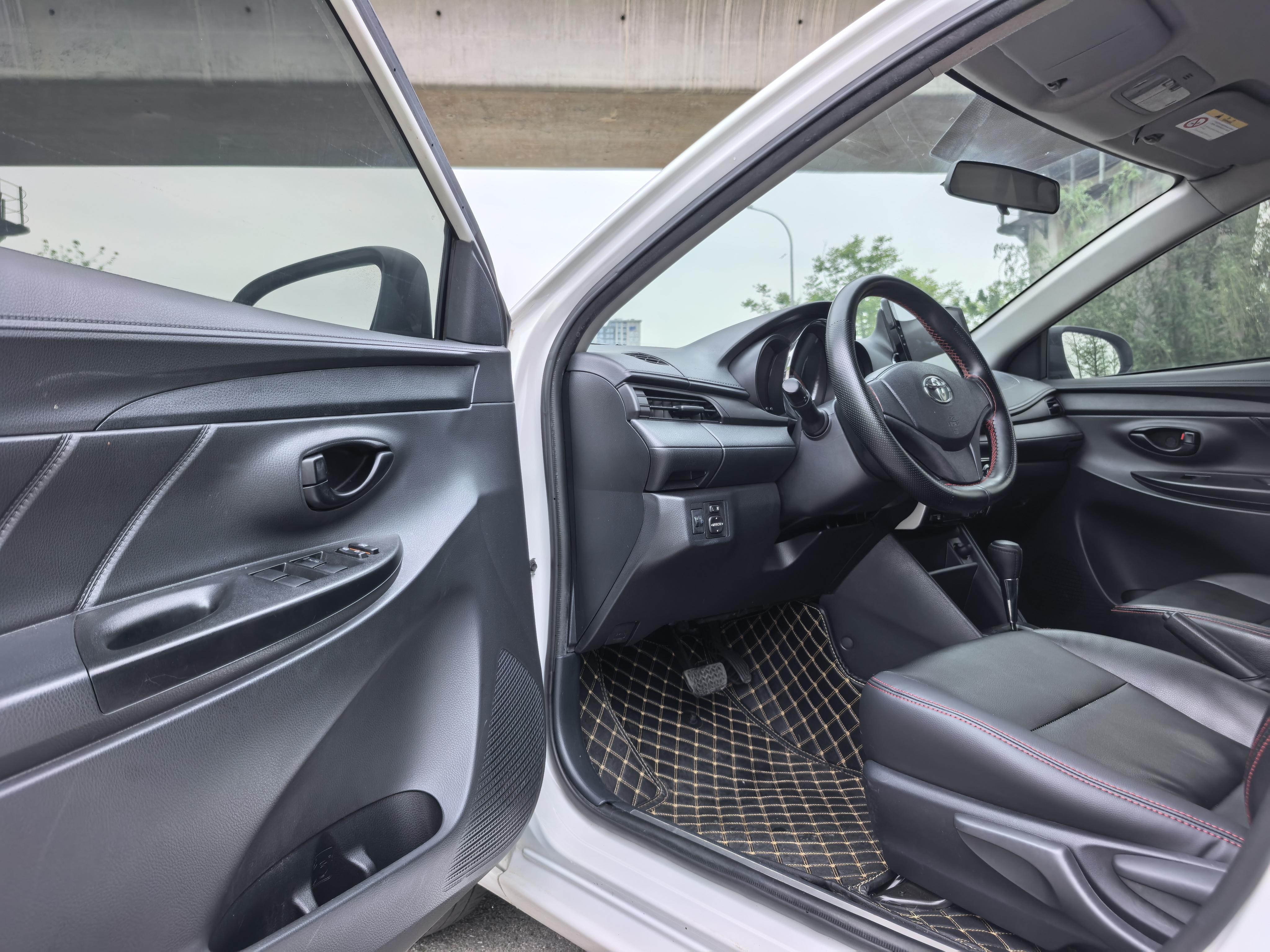 Toyota Yaris 2020 thumb 5