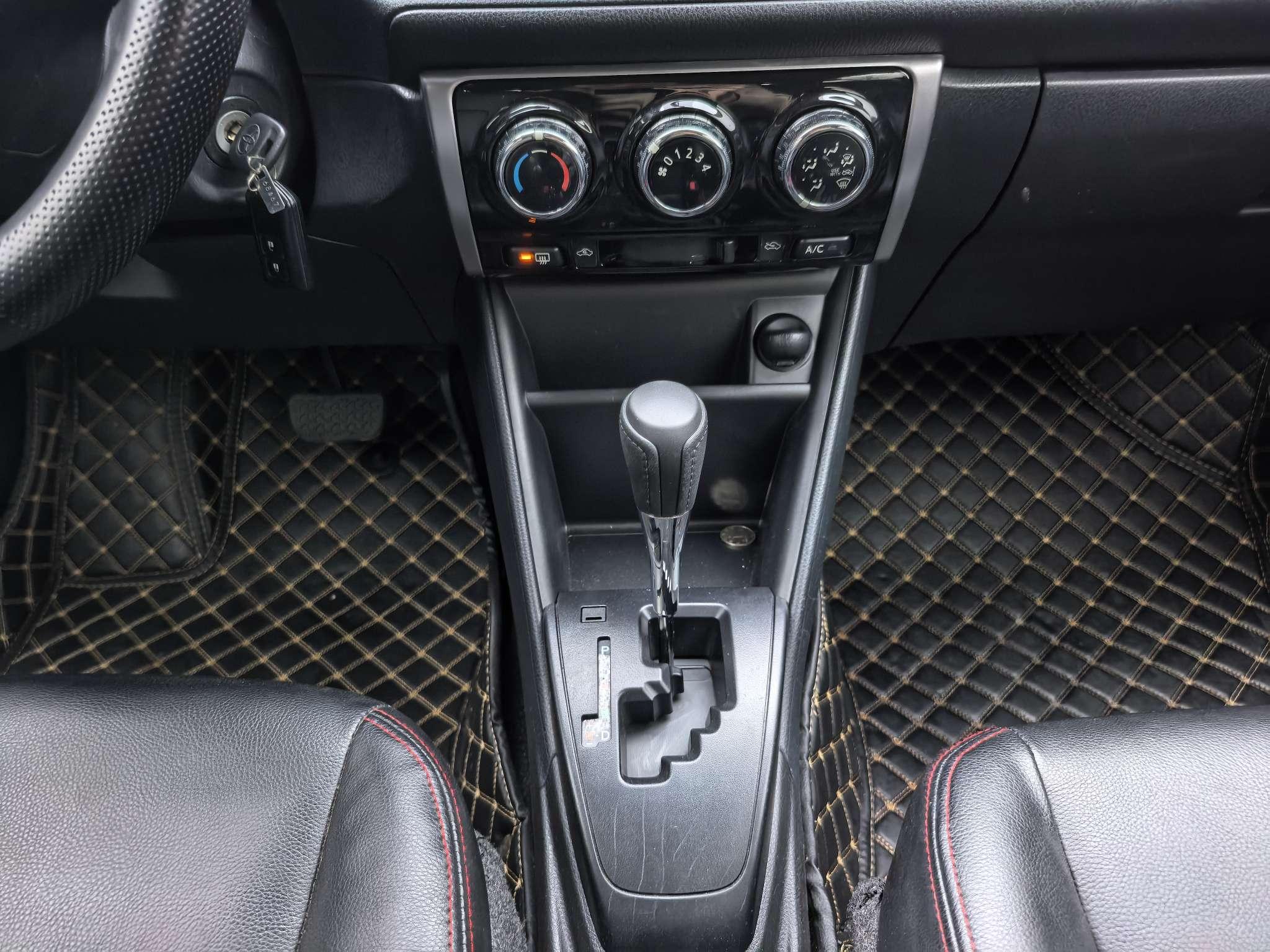 Toyota Yaris 2020 thumb 10