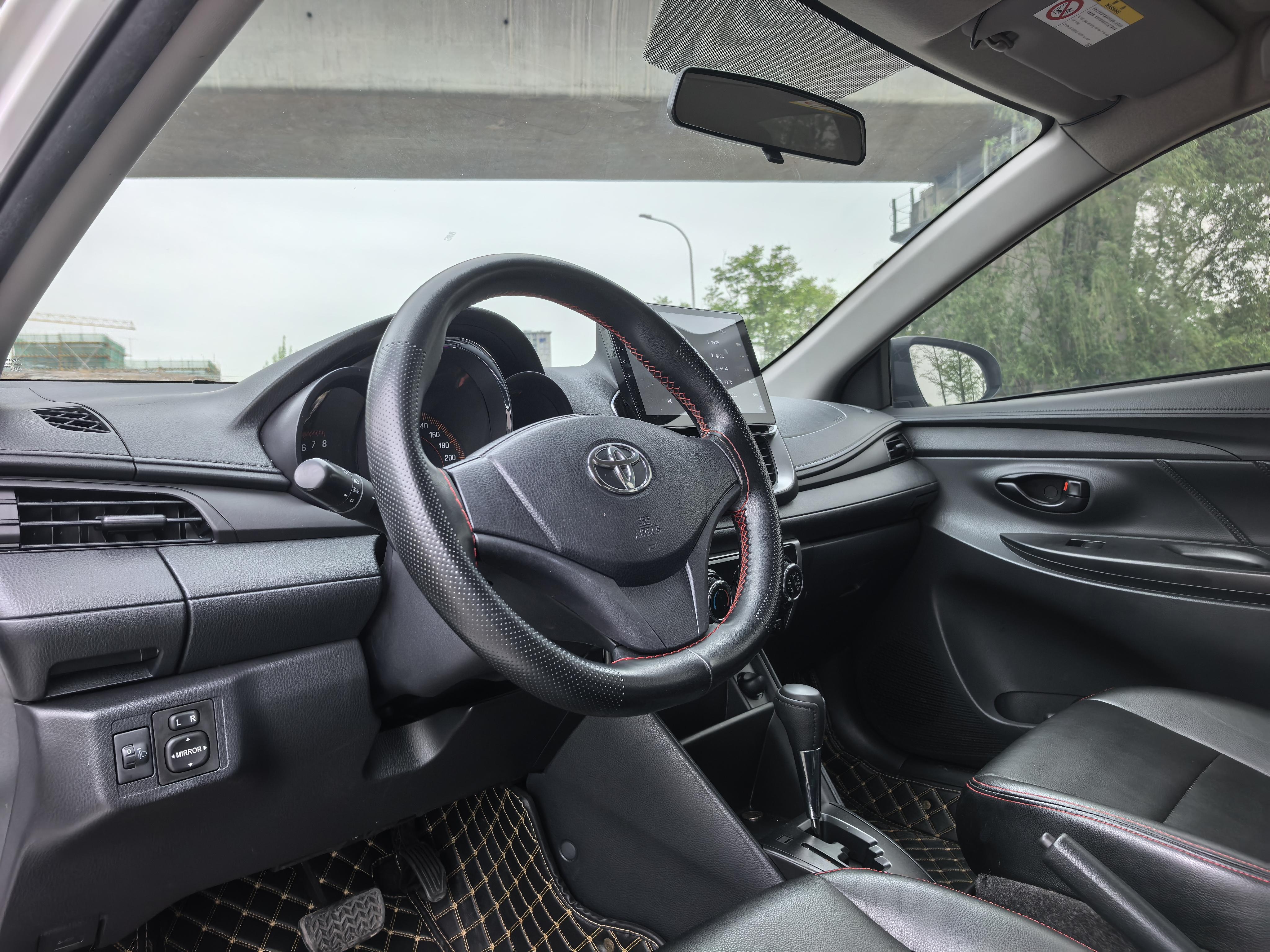 Toyota Yaris 2020 thumb 11