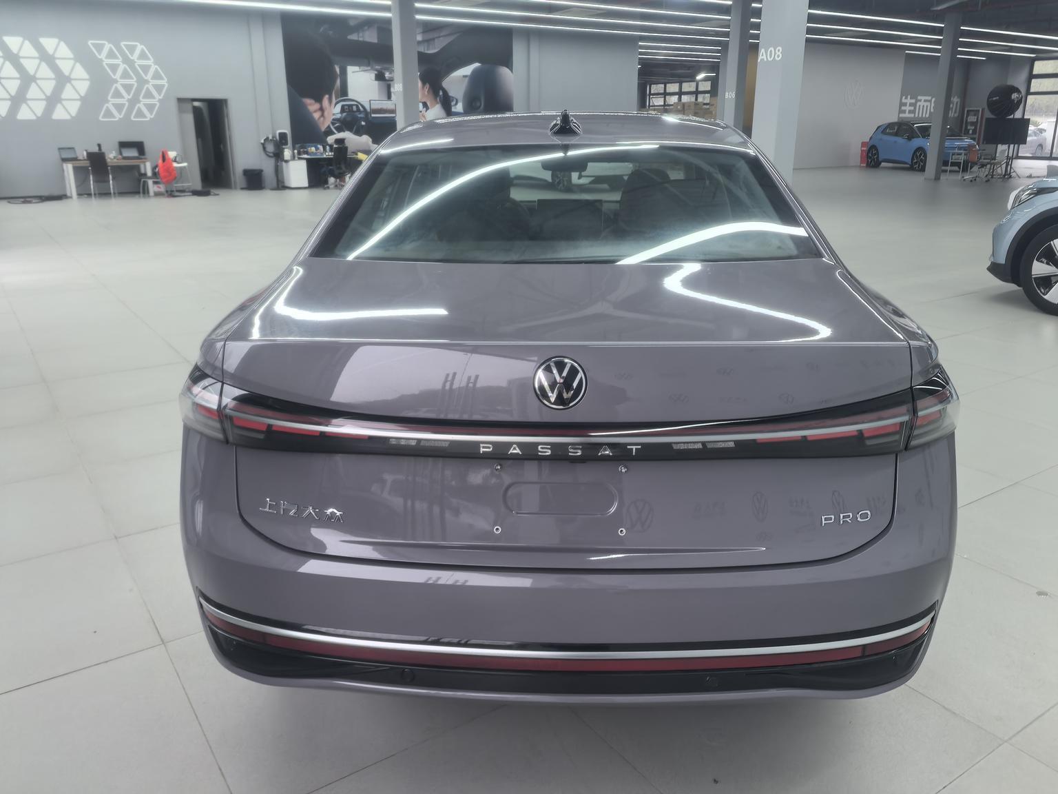 Volkswagen Passat (North America and China) 2025 thumb 2