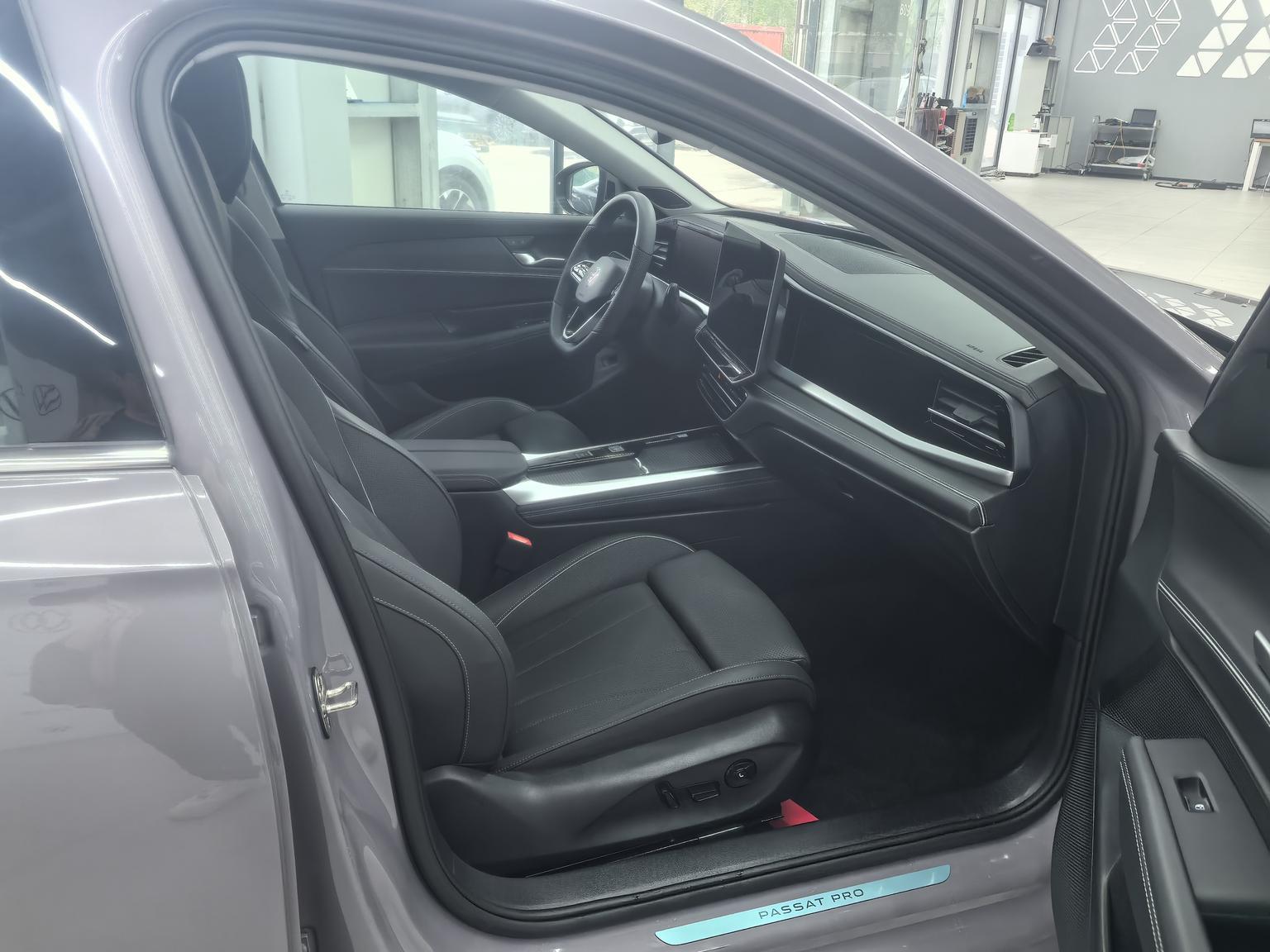 Volkswagen Passat (North America and China) 2025 thumb 12