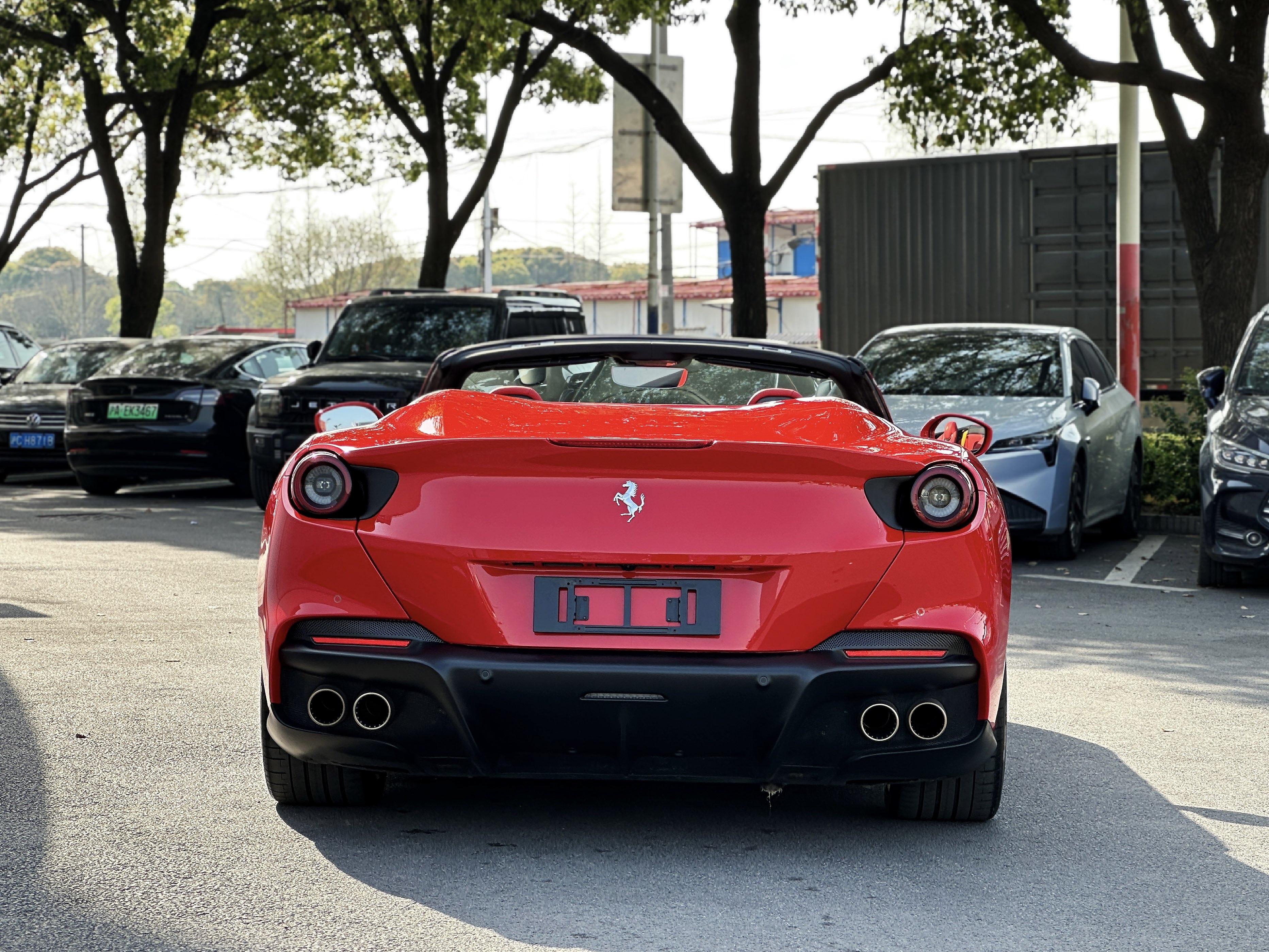 Ferrari Portofino 2021 thumb 4