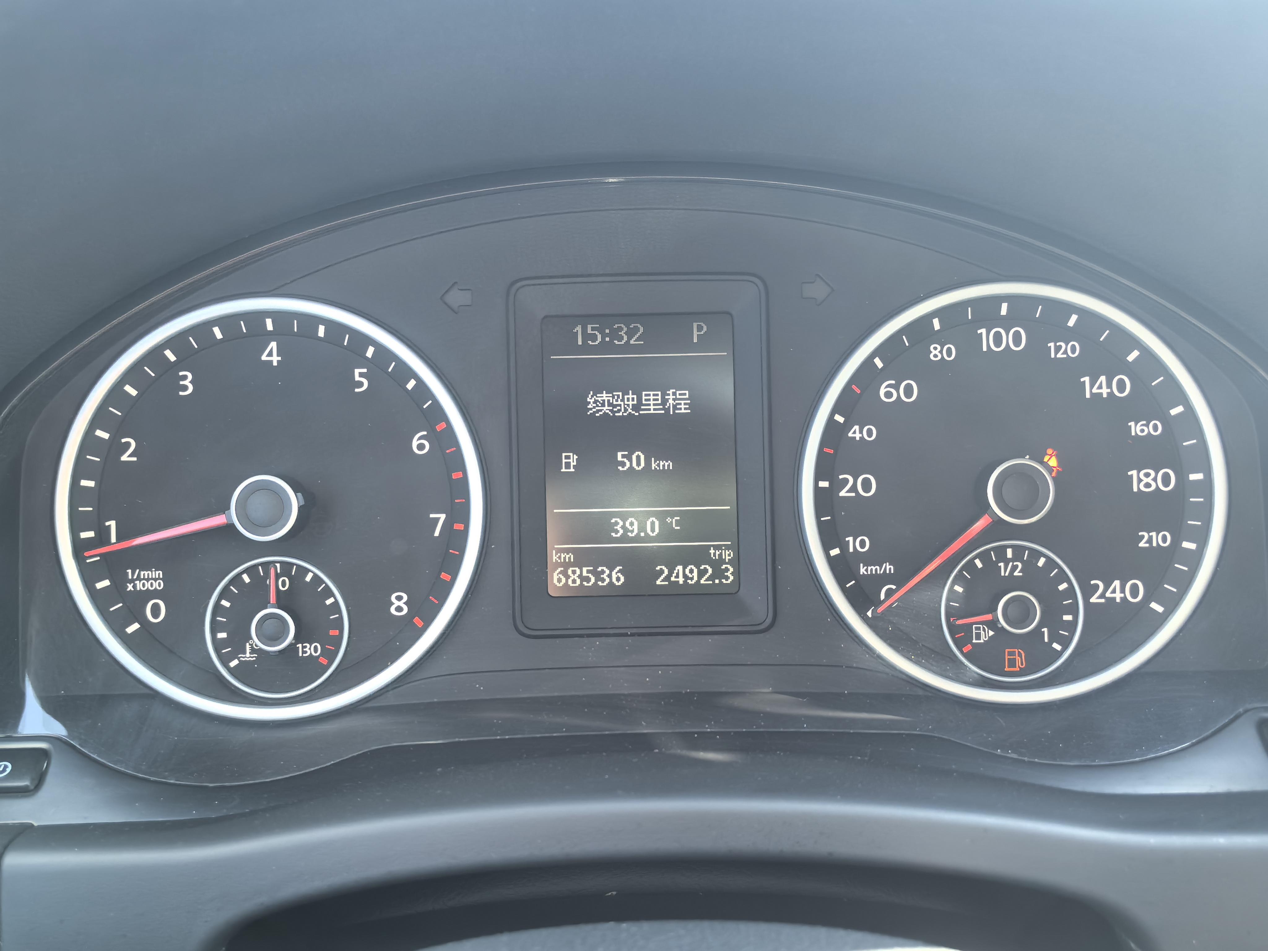 Volkswagen Tiguan 2017 thumb 5