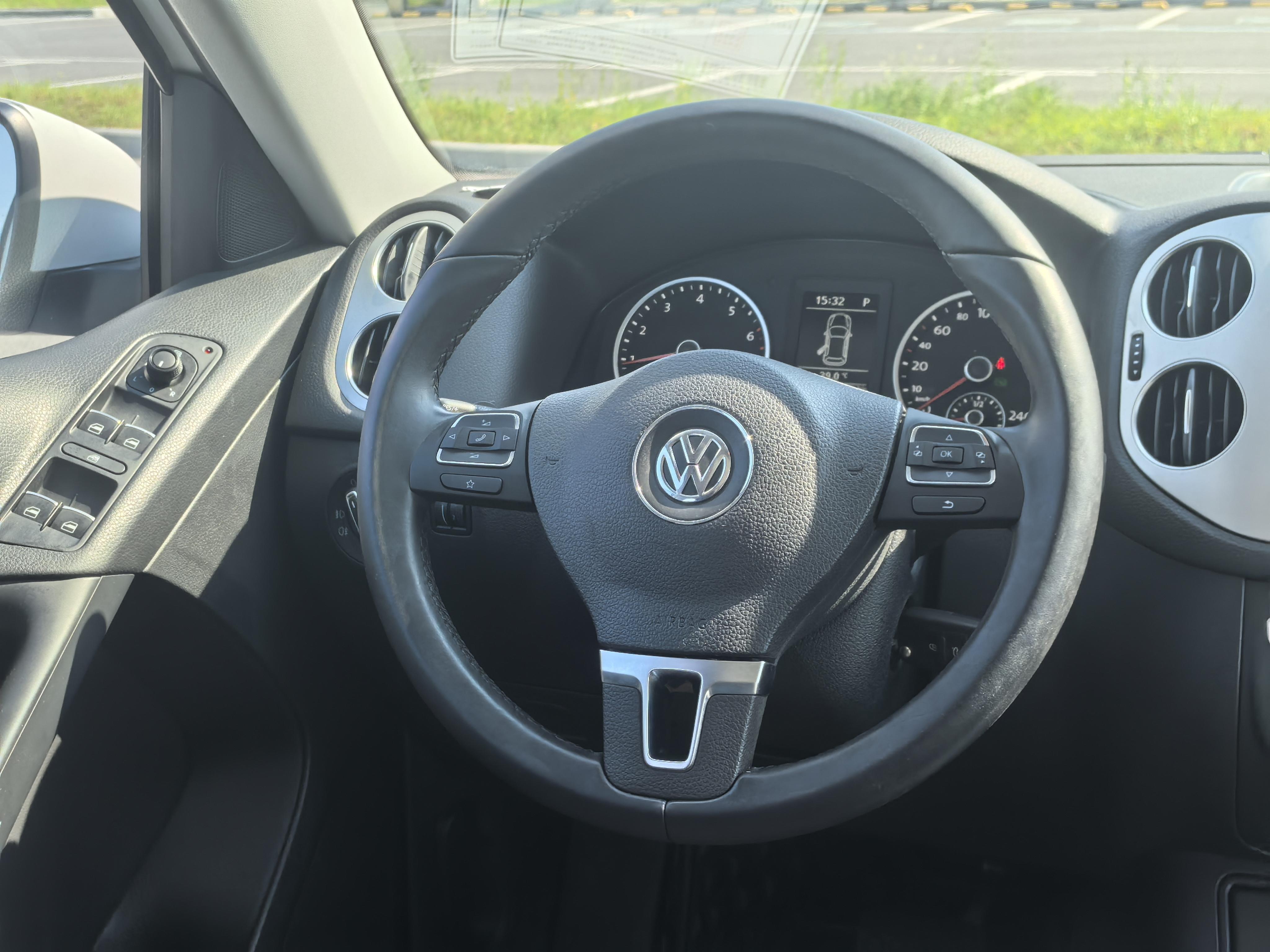 Volkswagen Tiguan 2017 thumb 6