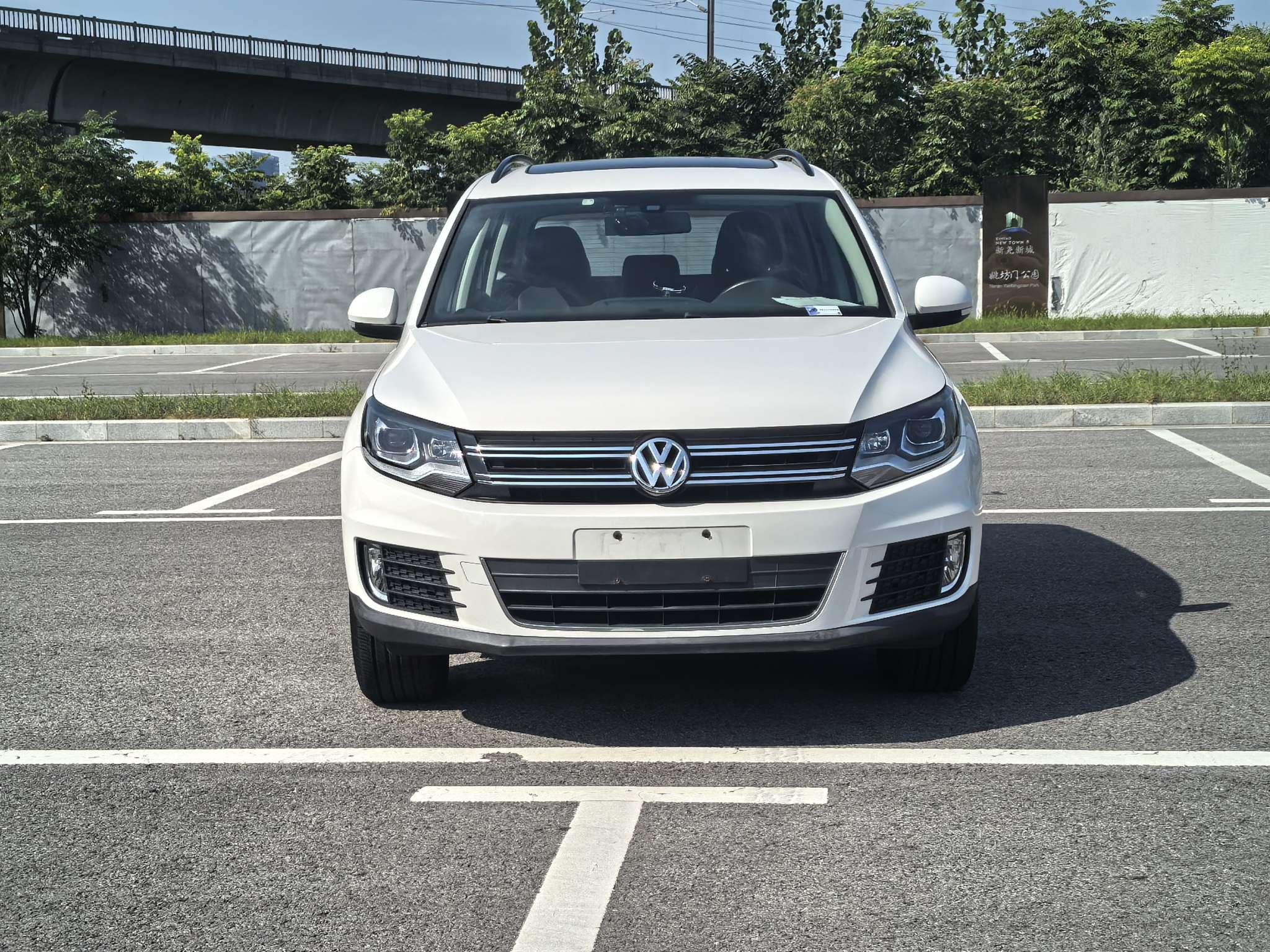 Volkswagen Tiguan 2017 thumb 10