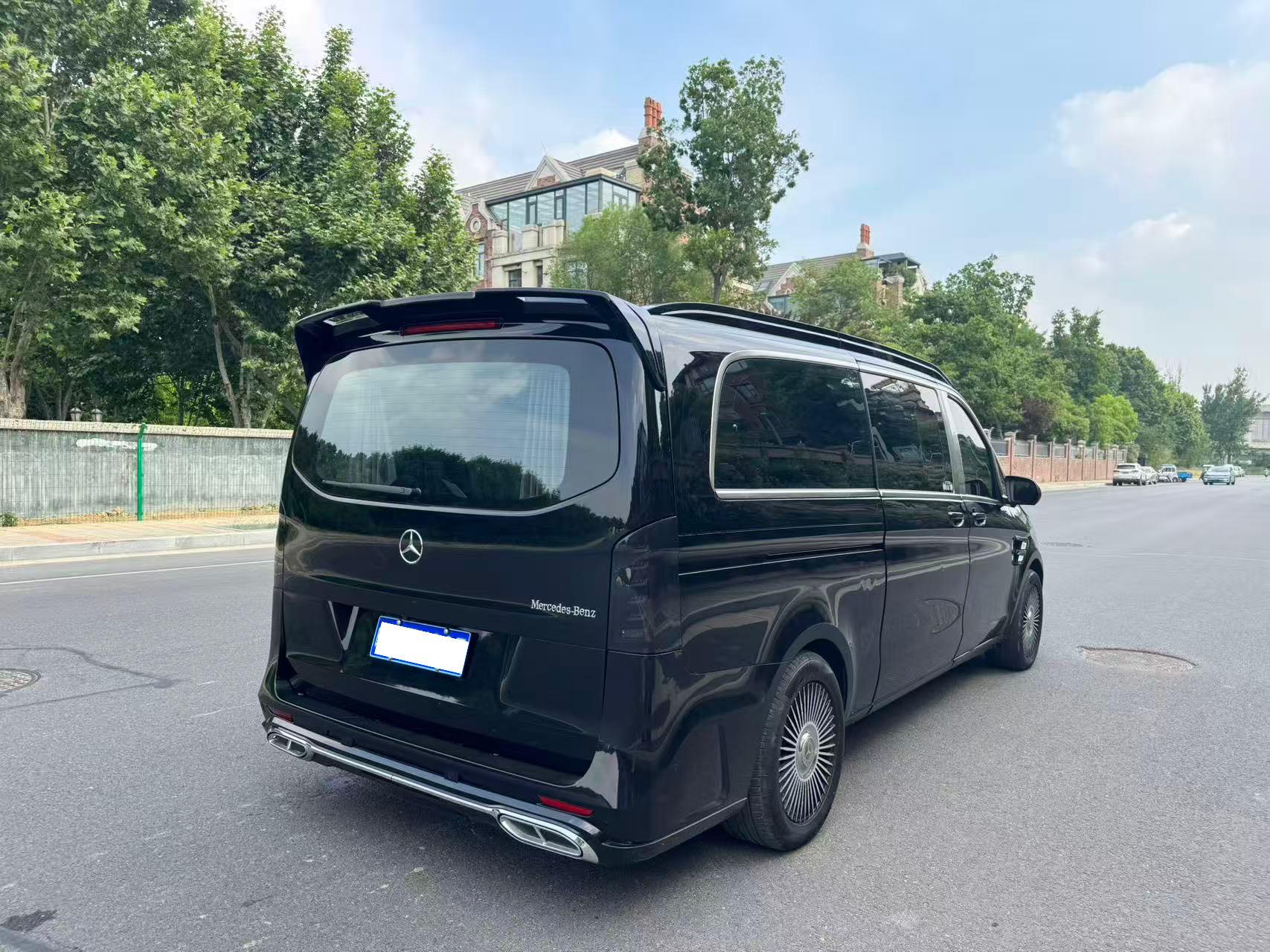 Mercedes-Benz Wei Ting 2023 thumb 4