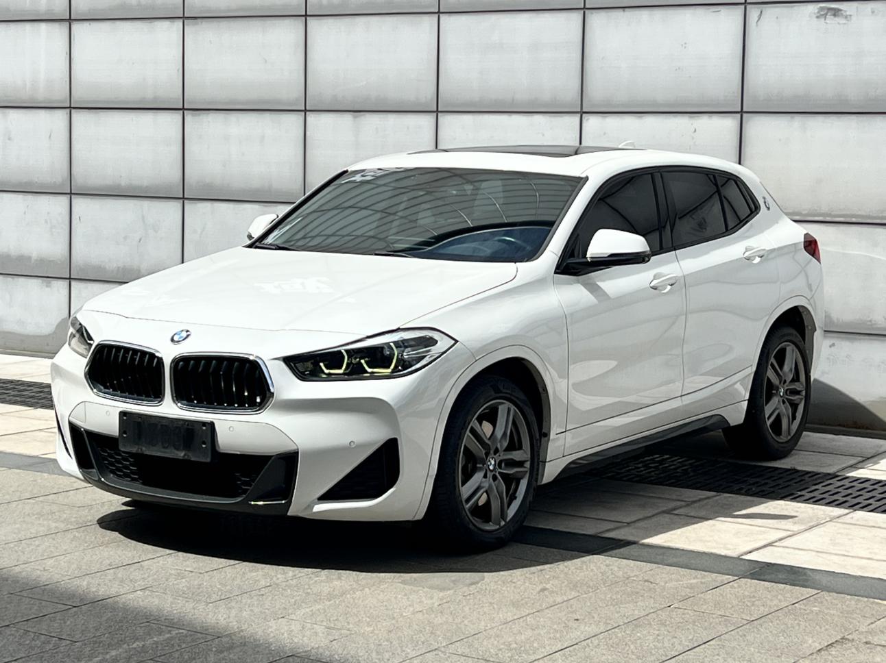 BMW X2 2021 thumb 9
