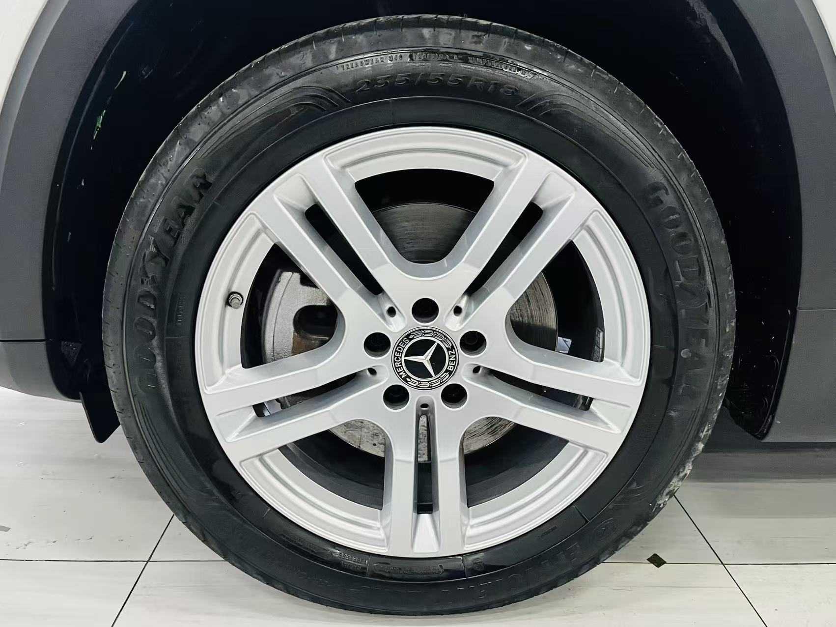 Mercedes-Benz GLB 2023 thumb 10
