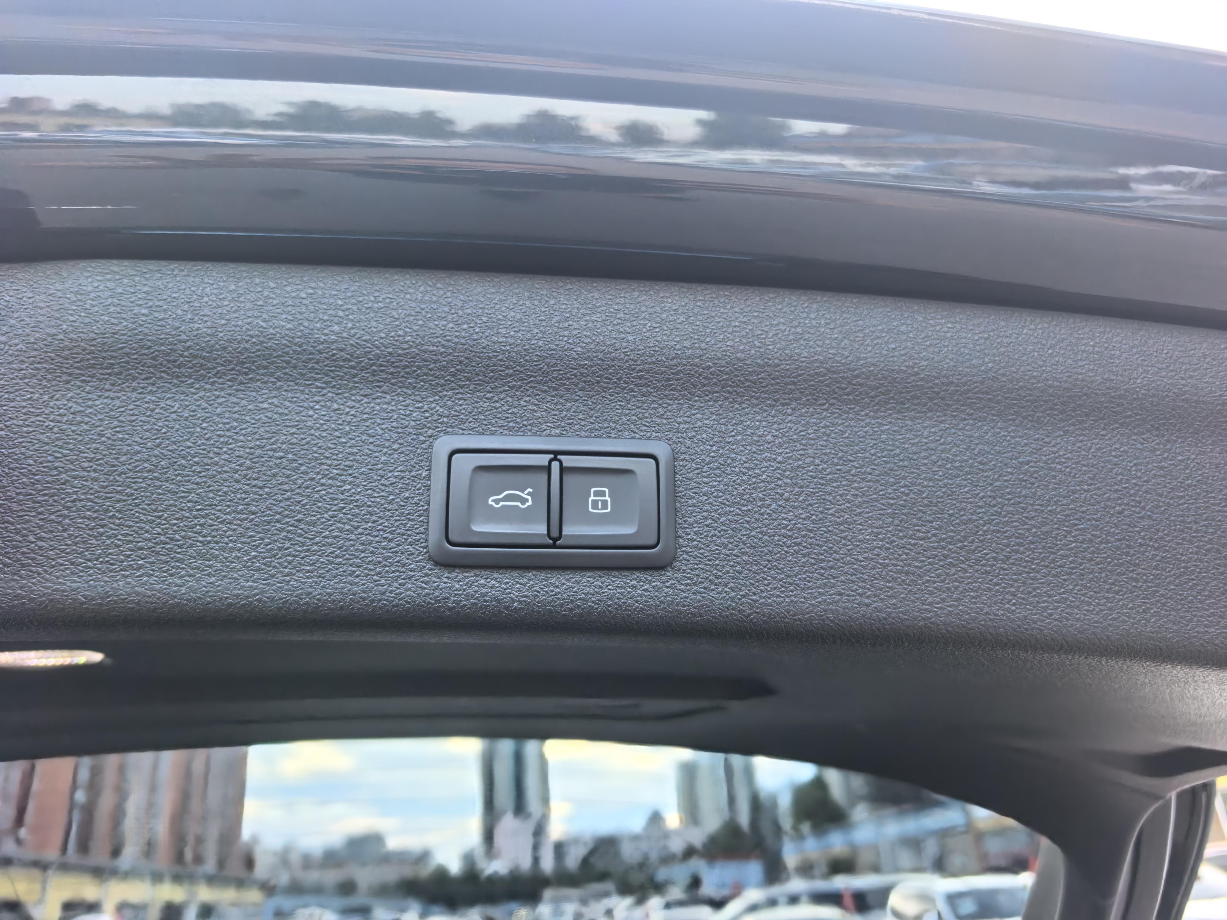 Audi A6 2021 thumb 8