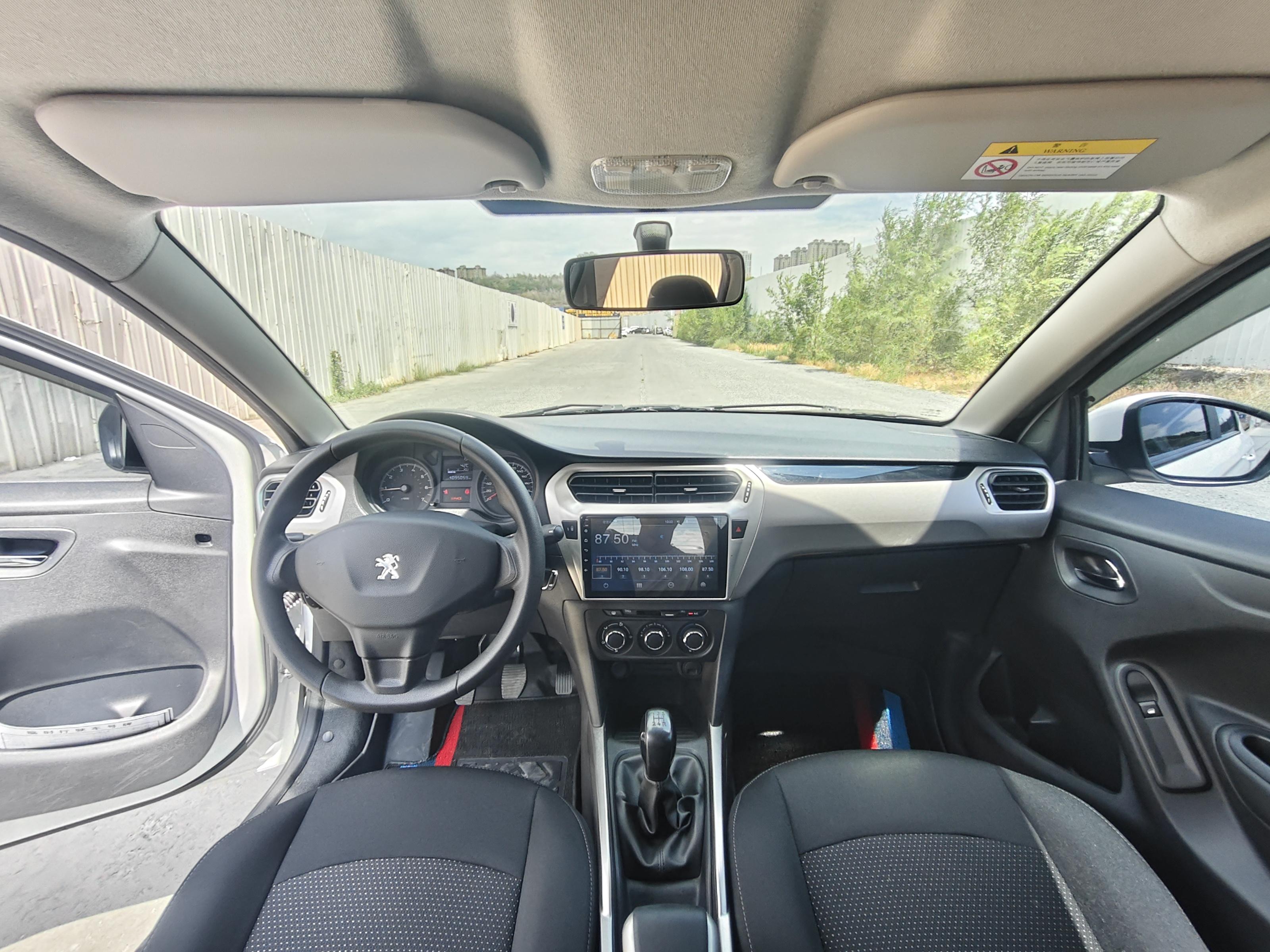 Peugeot 301 2018 thumb 5