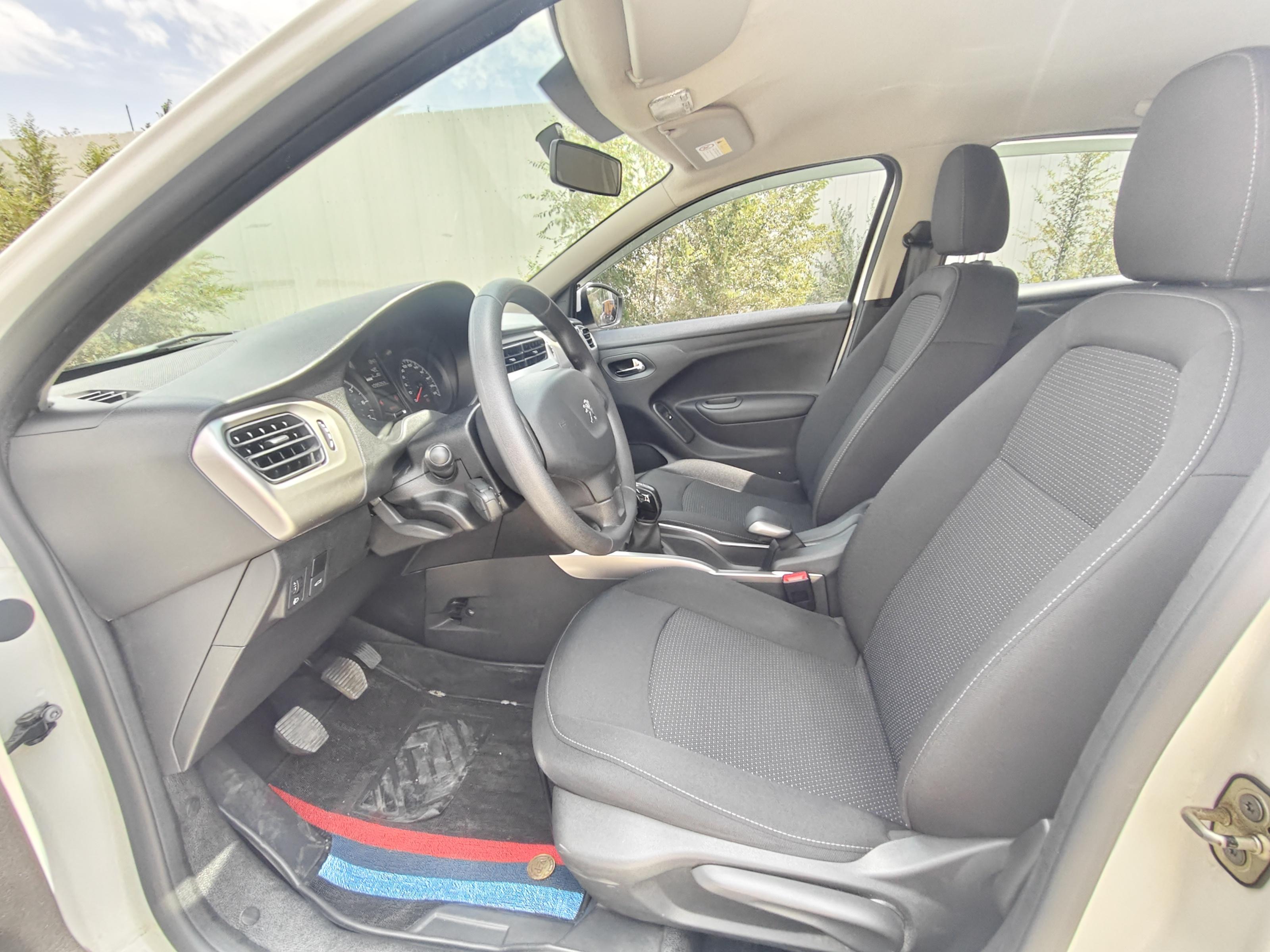 Peugeot 301 2018 thumb 6