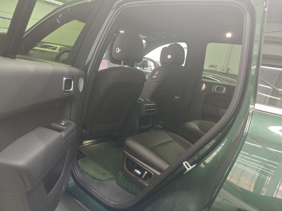 Lixiang (Li Auto) L8 2023 thumb 6