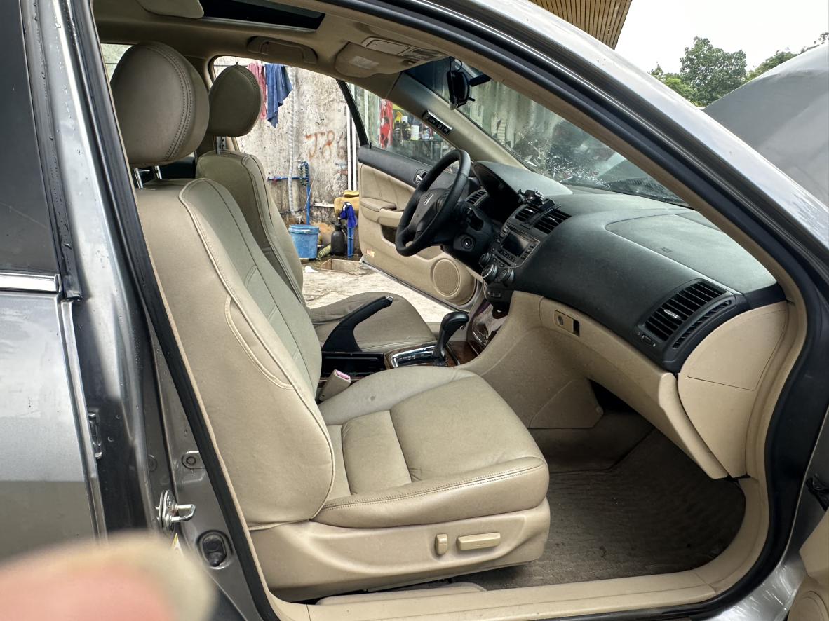 Honda Accord 2006 thumb 8