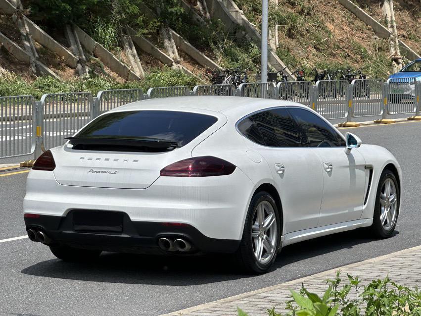 Porsche Panamera 2014 thumb 5