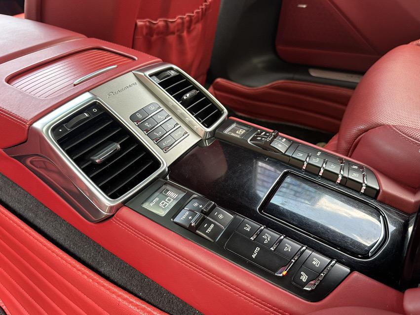 Porsche Panamera 2014 thumb 11