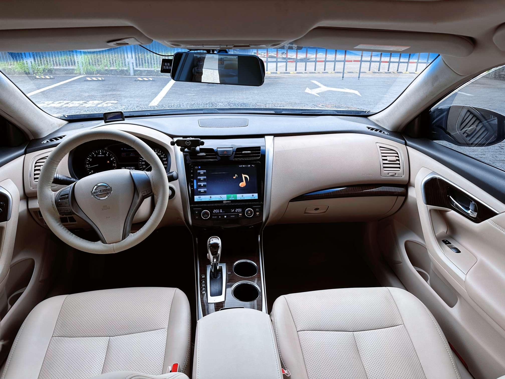 Nissan Altima 2013 thumb 9