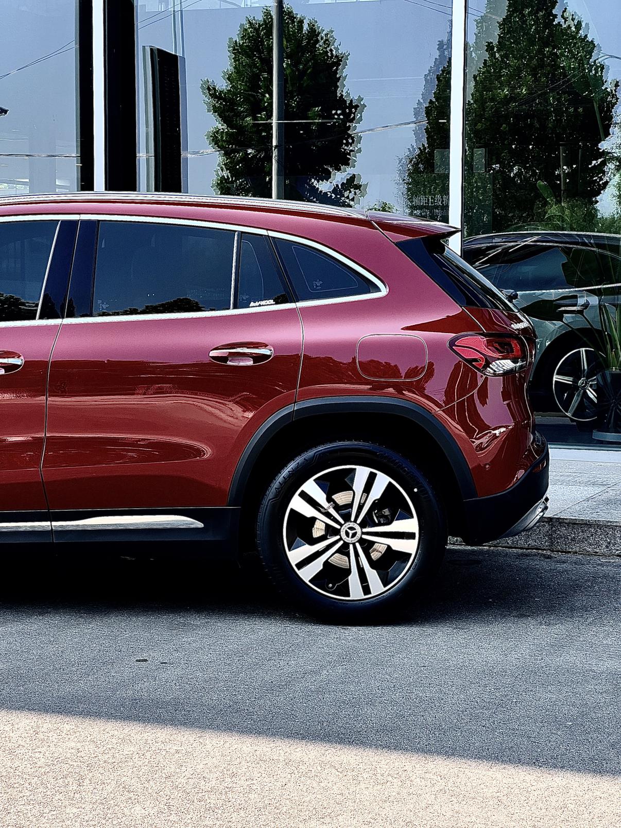Mercedes-Benz GLA 2020 thumb 3