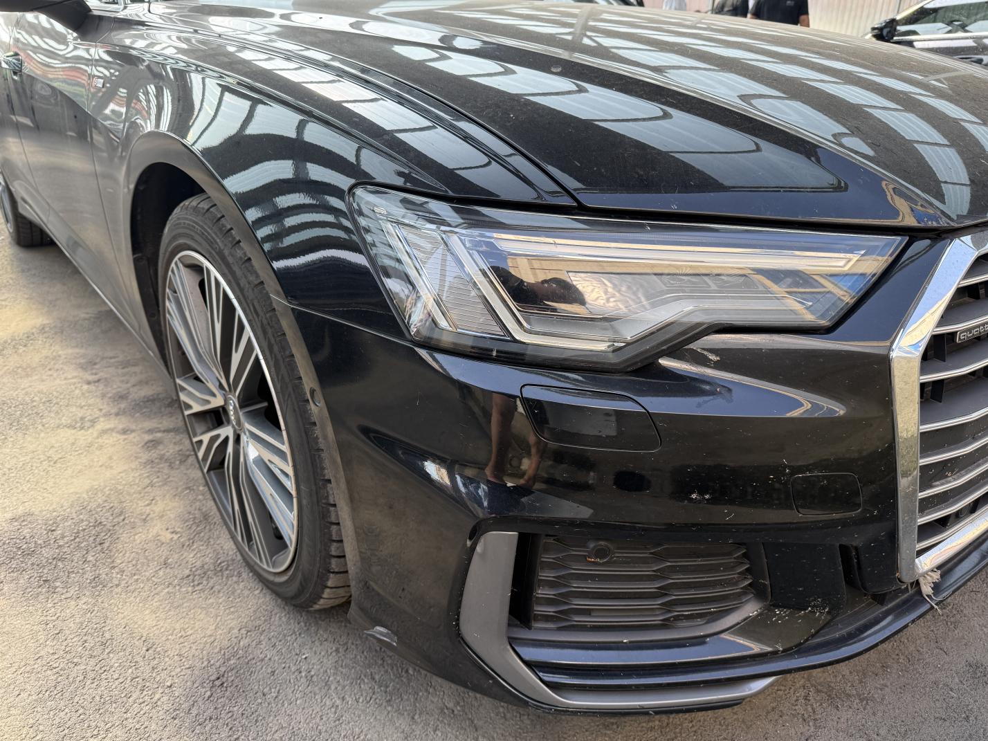 Audi A6 2019 thumb 10