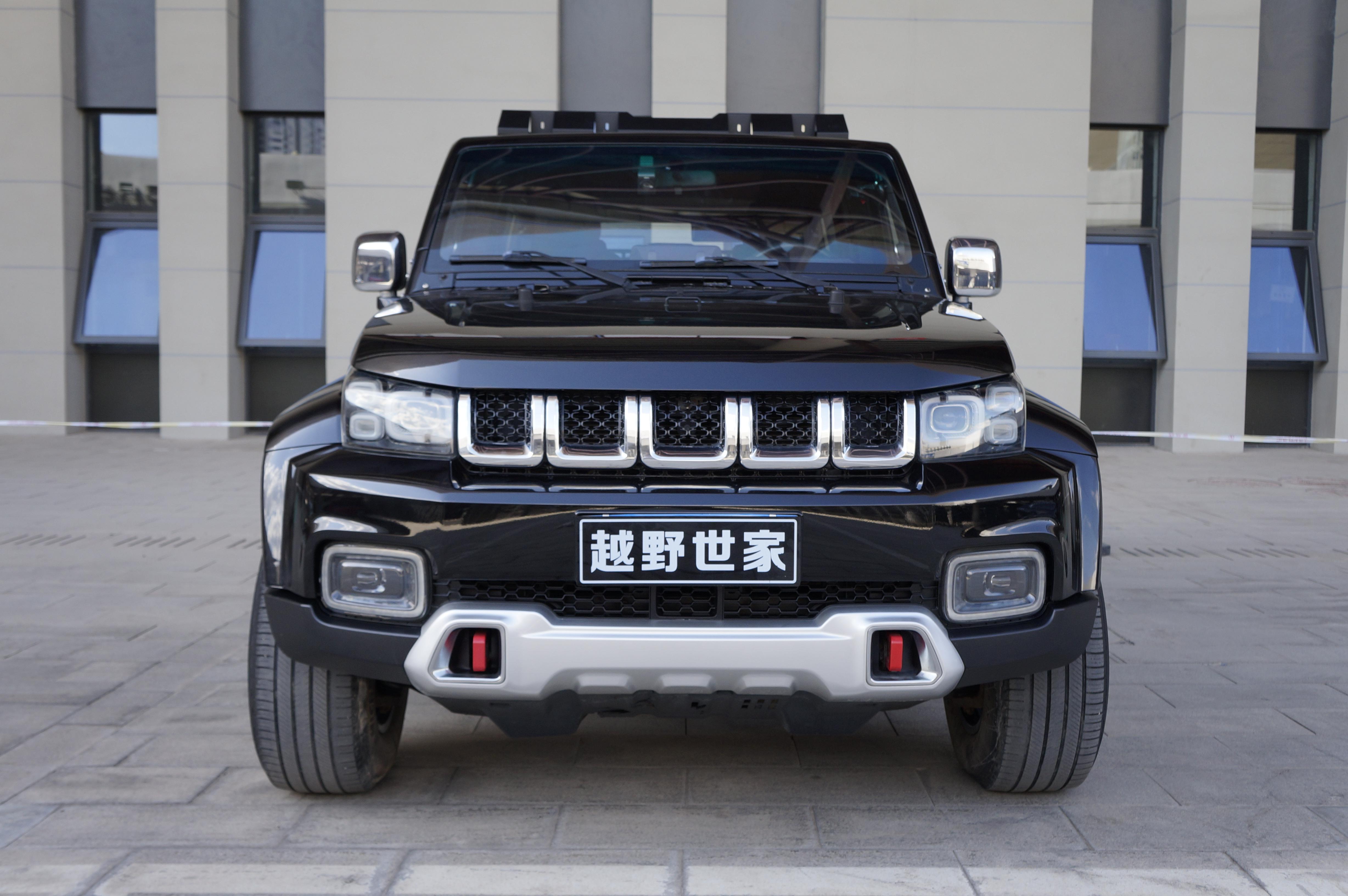 BJ 40 2018 thumb 10