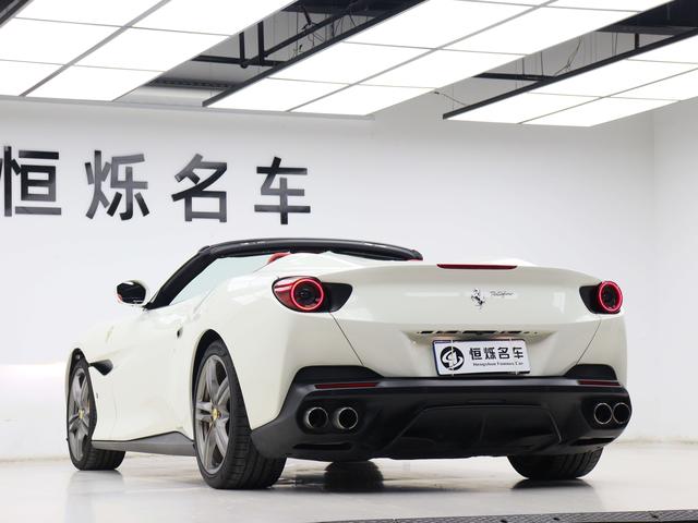 Ferrari Portofino 2018 thumb 2