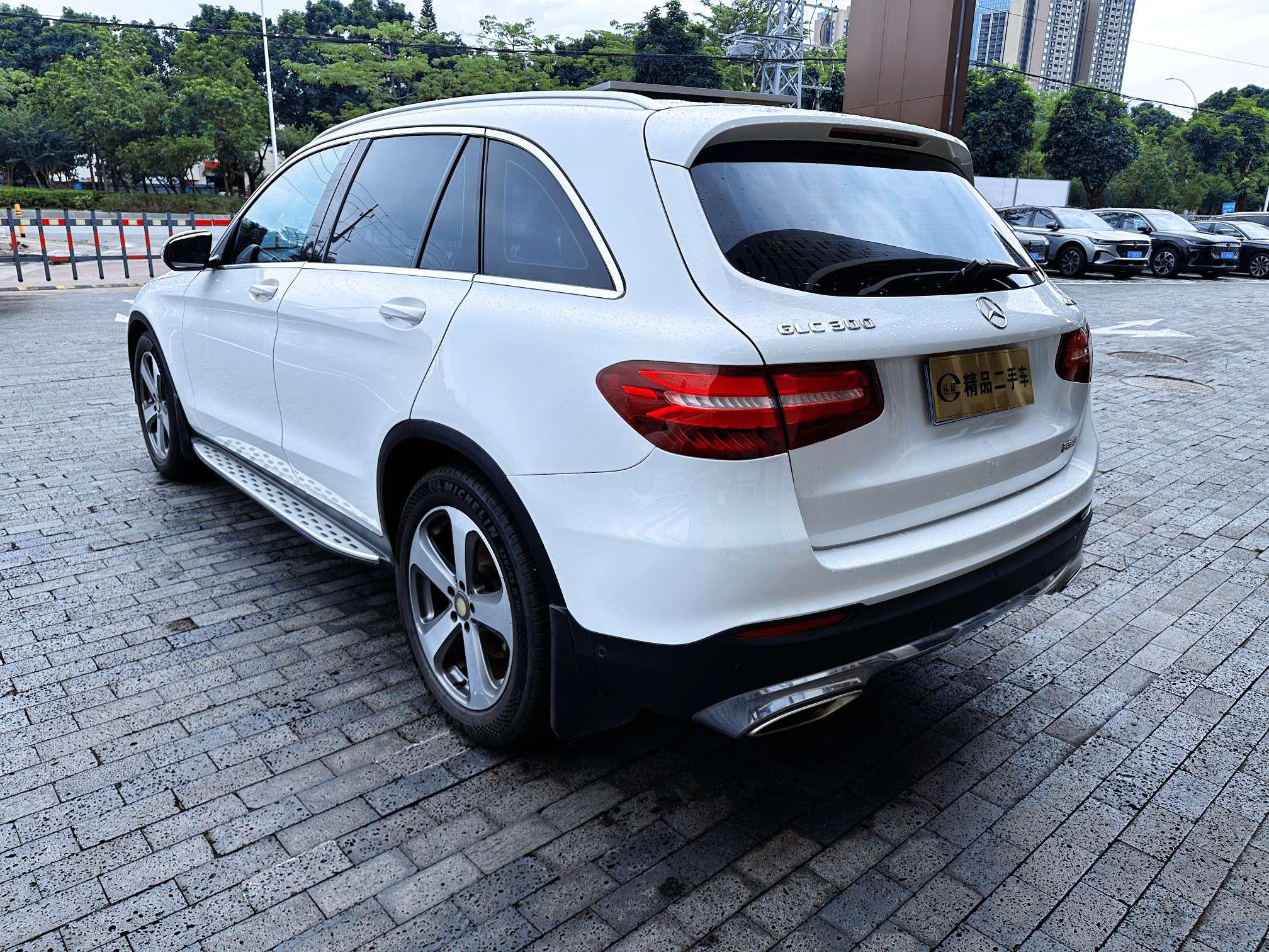 Mercedes-Benz GLC 2016 thumb 3