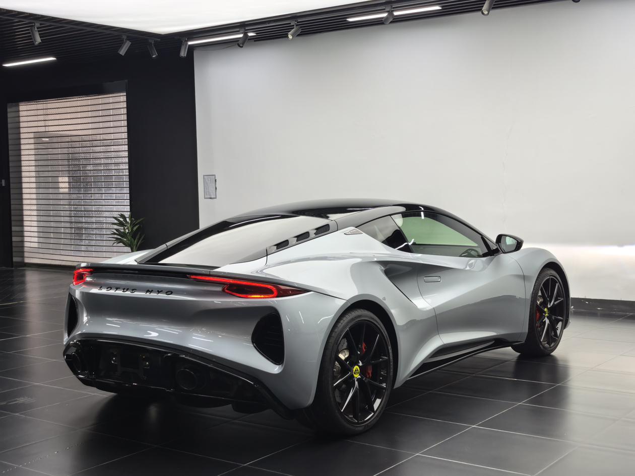Lotus Emira 2022 thumb 3