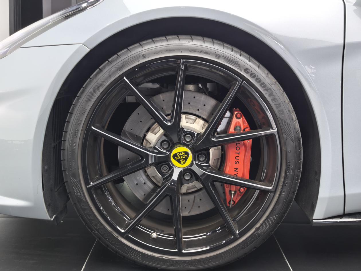 Lotus Emira 2022 thumb 6