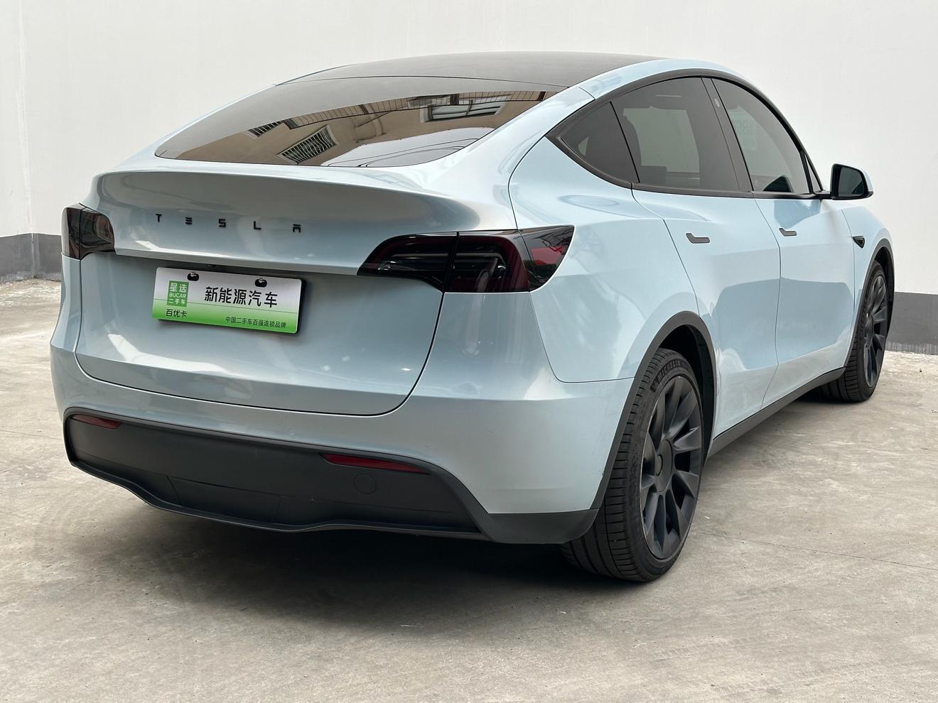 Tesla Model Y 2021 thumb 4