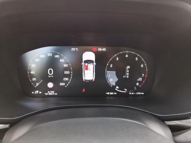 Volvo XC60 2020 thumb 11