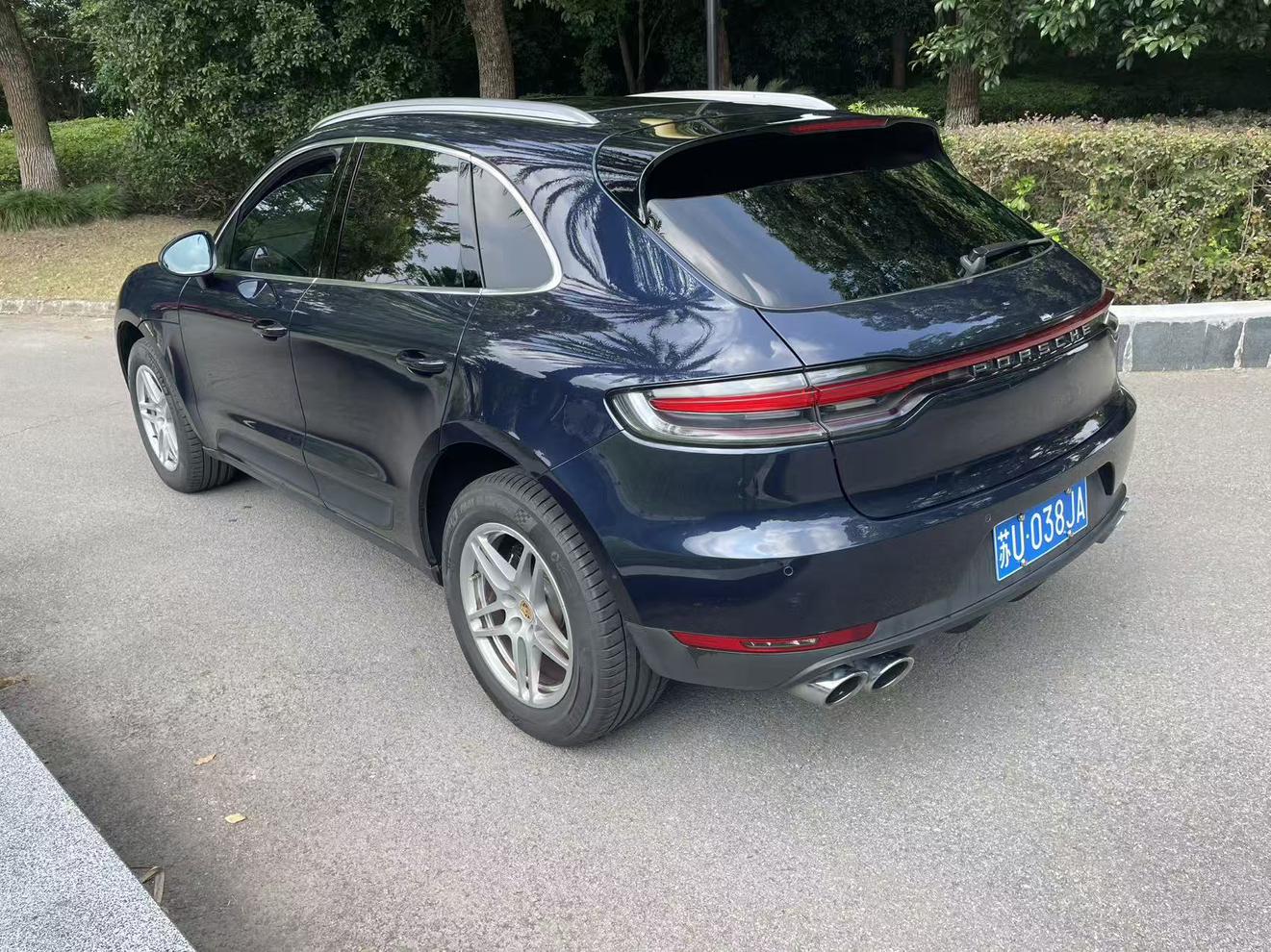 Porsche Macan 2020 thumb 2