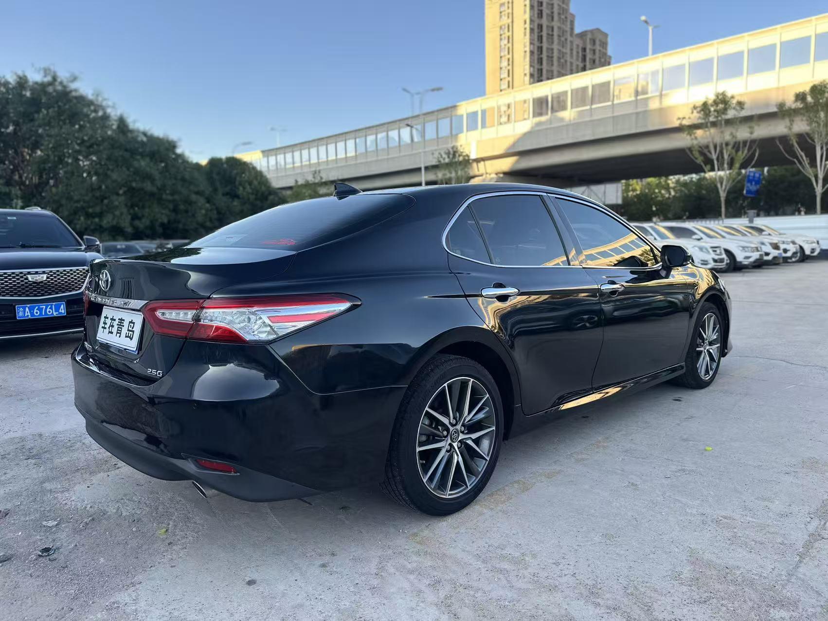 Toyota Camry 2021 thumb 2
