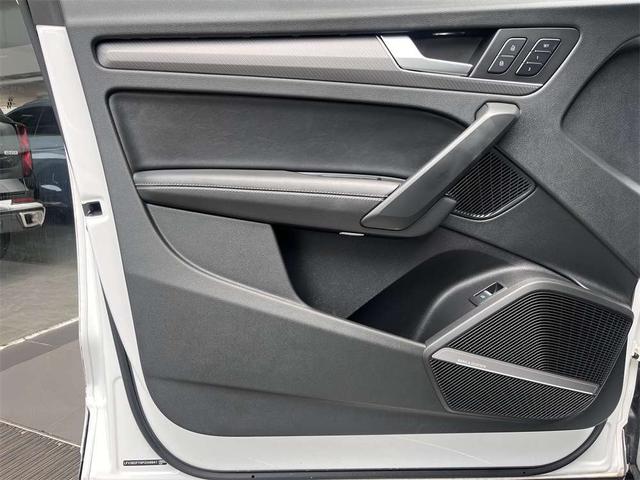 Audi Q5 2022 thumb 9