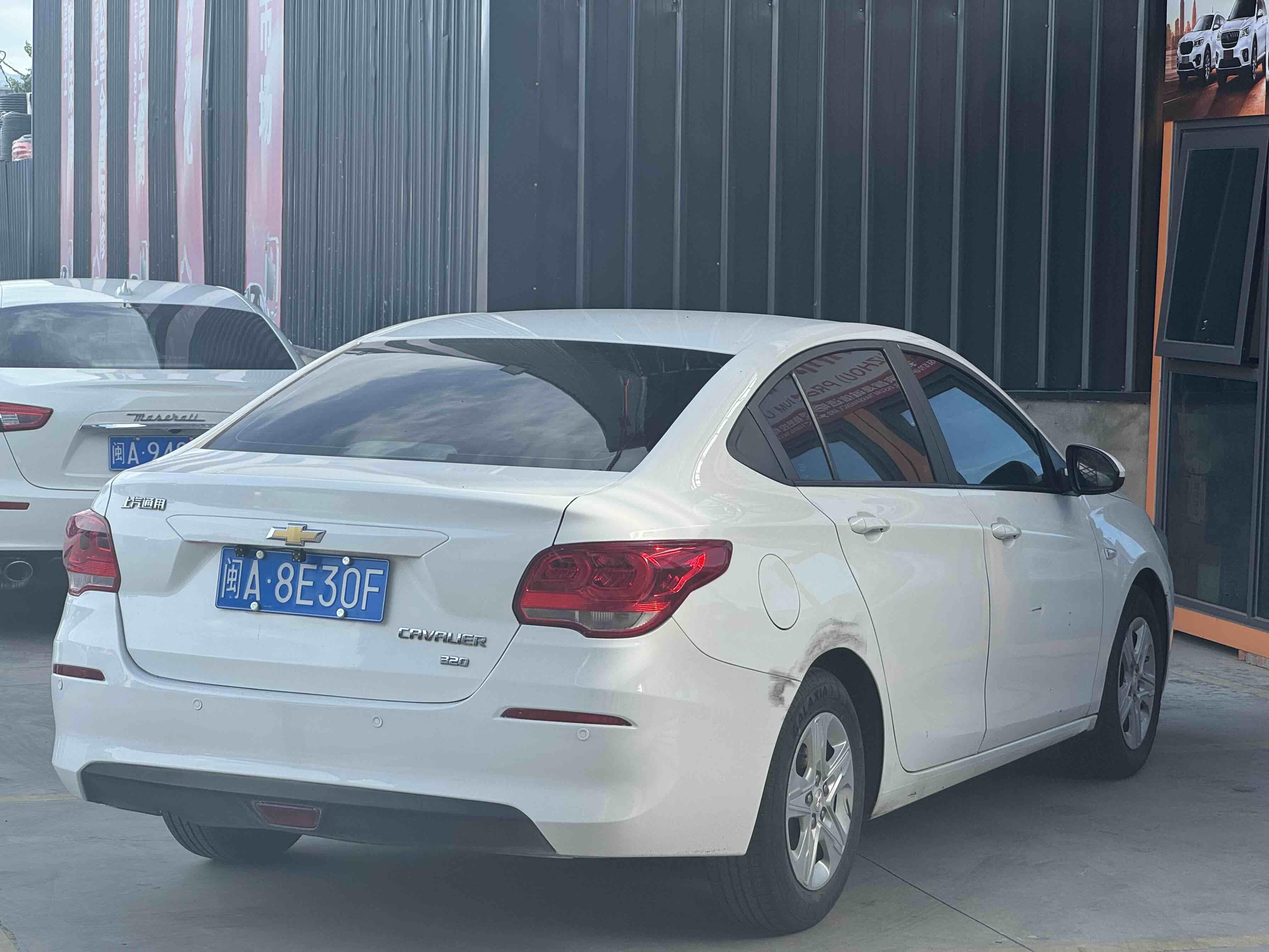 Chevrolet Cavalier 2018 thumb 4