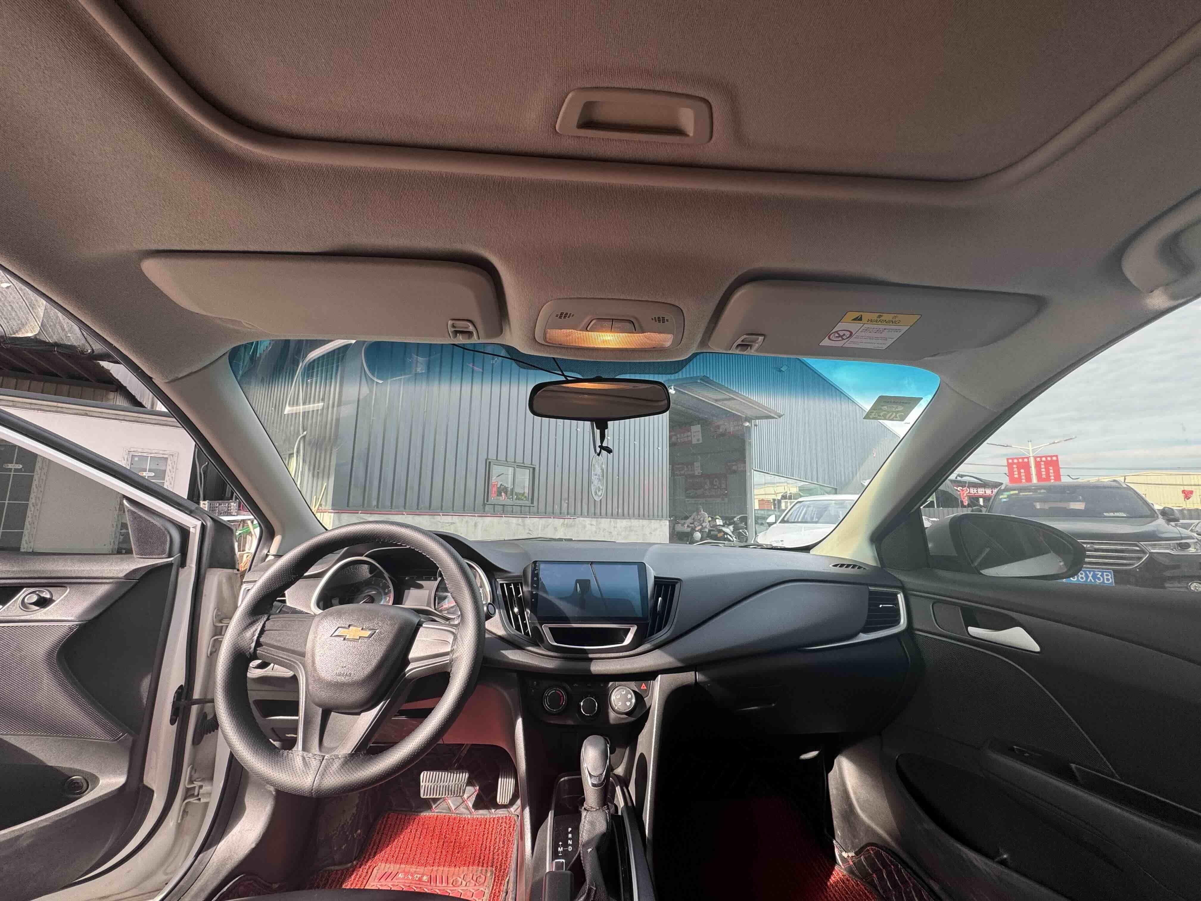 Chevrolet Cavalier 2018 thumb 5
