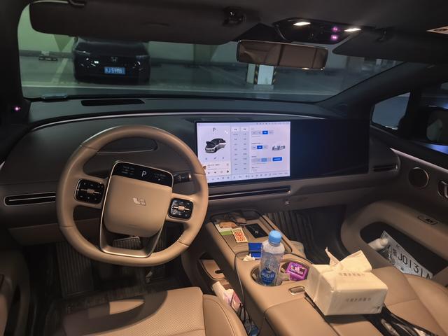 Lixiang (Li Auto) i6 2025 thumb 3