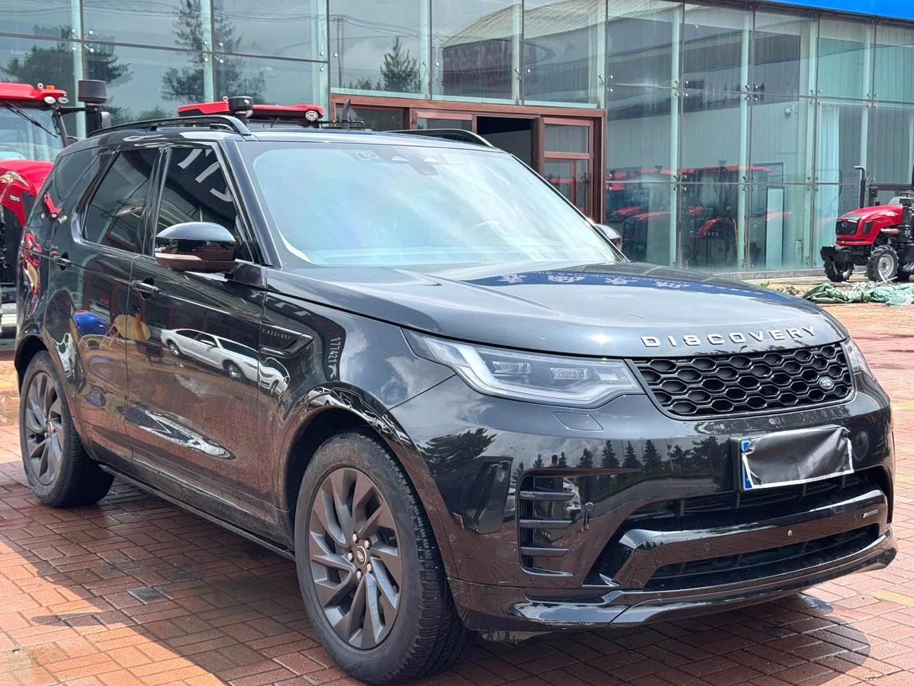 Land Rover Discovery 2023 thumb 10