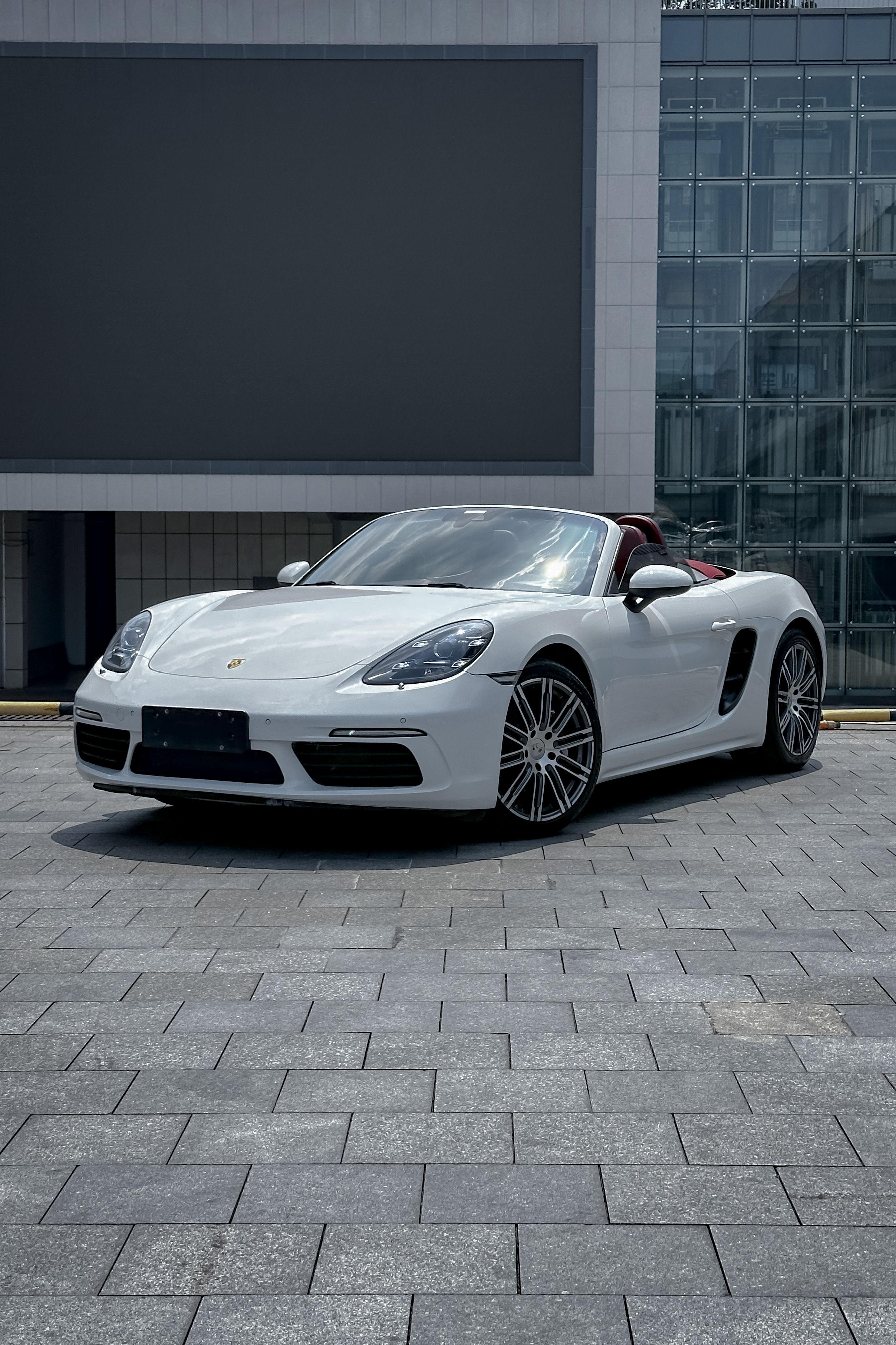 Porsche 718 2018 thumb 8