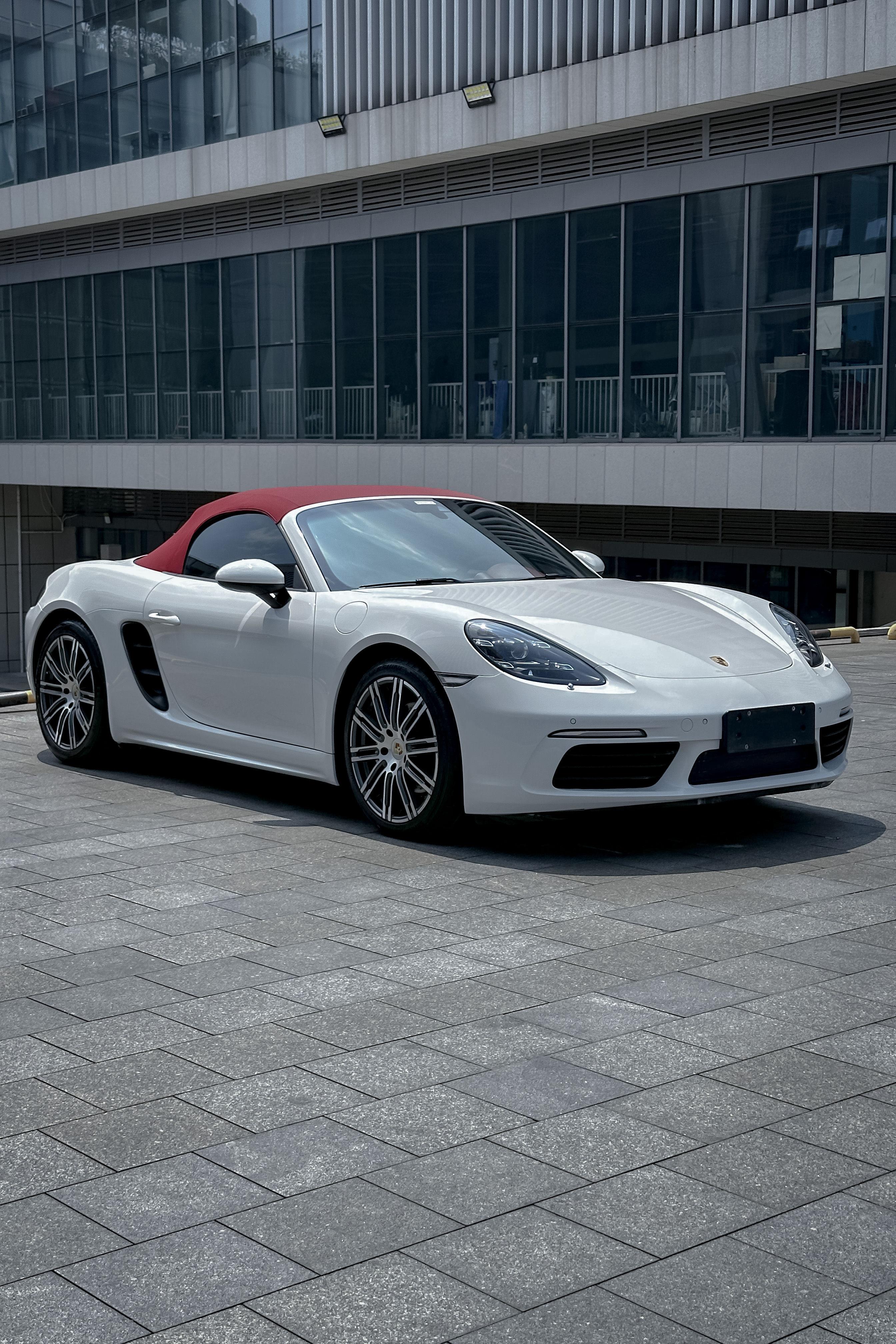 Porsche 718 2018 thumb 12
