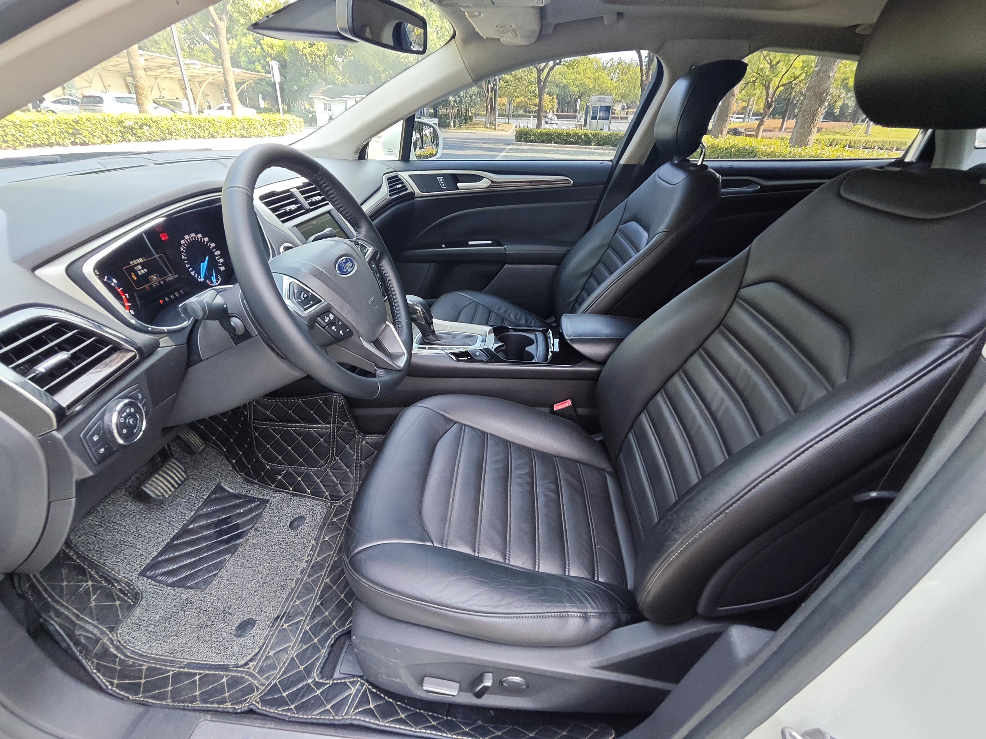 Ford Mondeo 2013 thumb 11