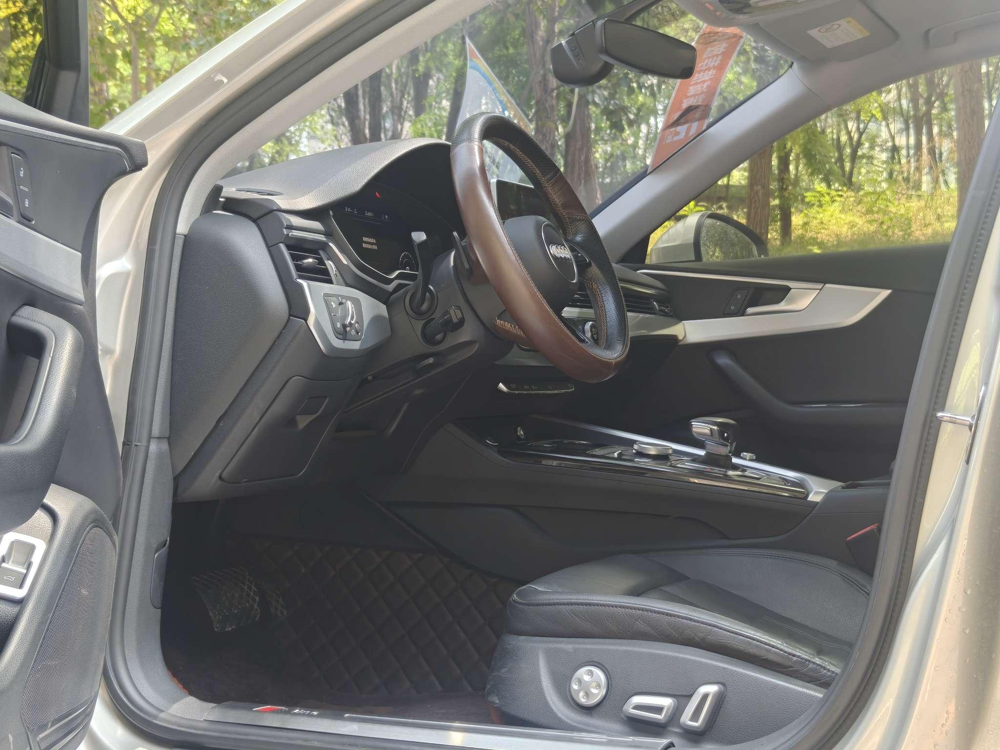 Audi A4 2018 thumb 6