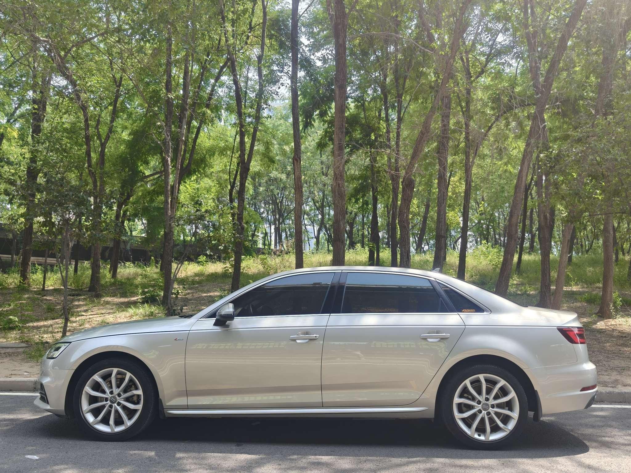 Audi A4 2018 thumb 10