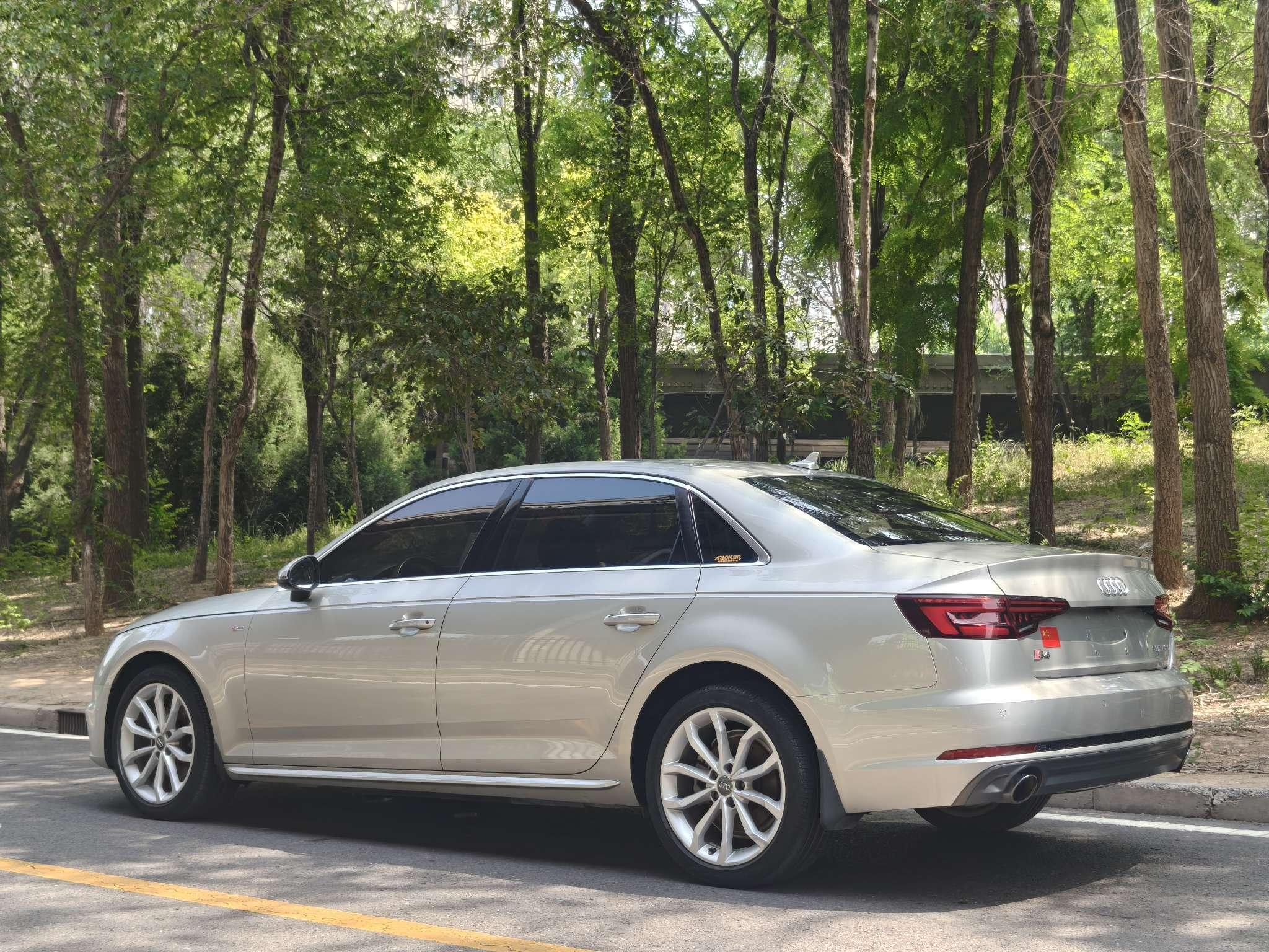 Audi A4 2018 thumb 11
