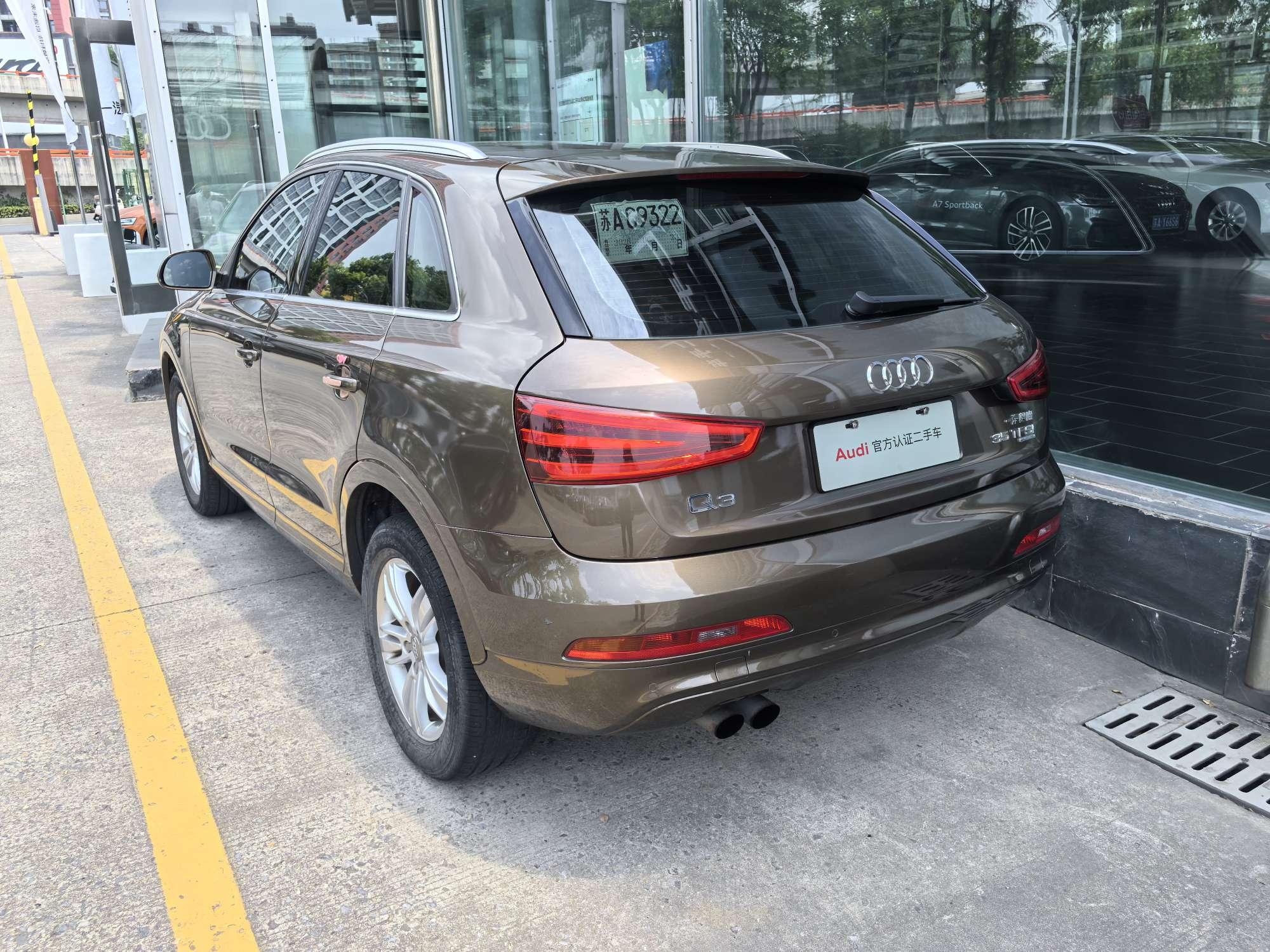 Audi Q3 2015 thumb 2