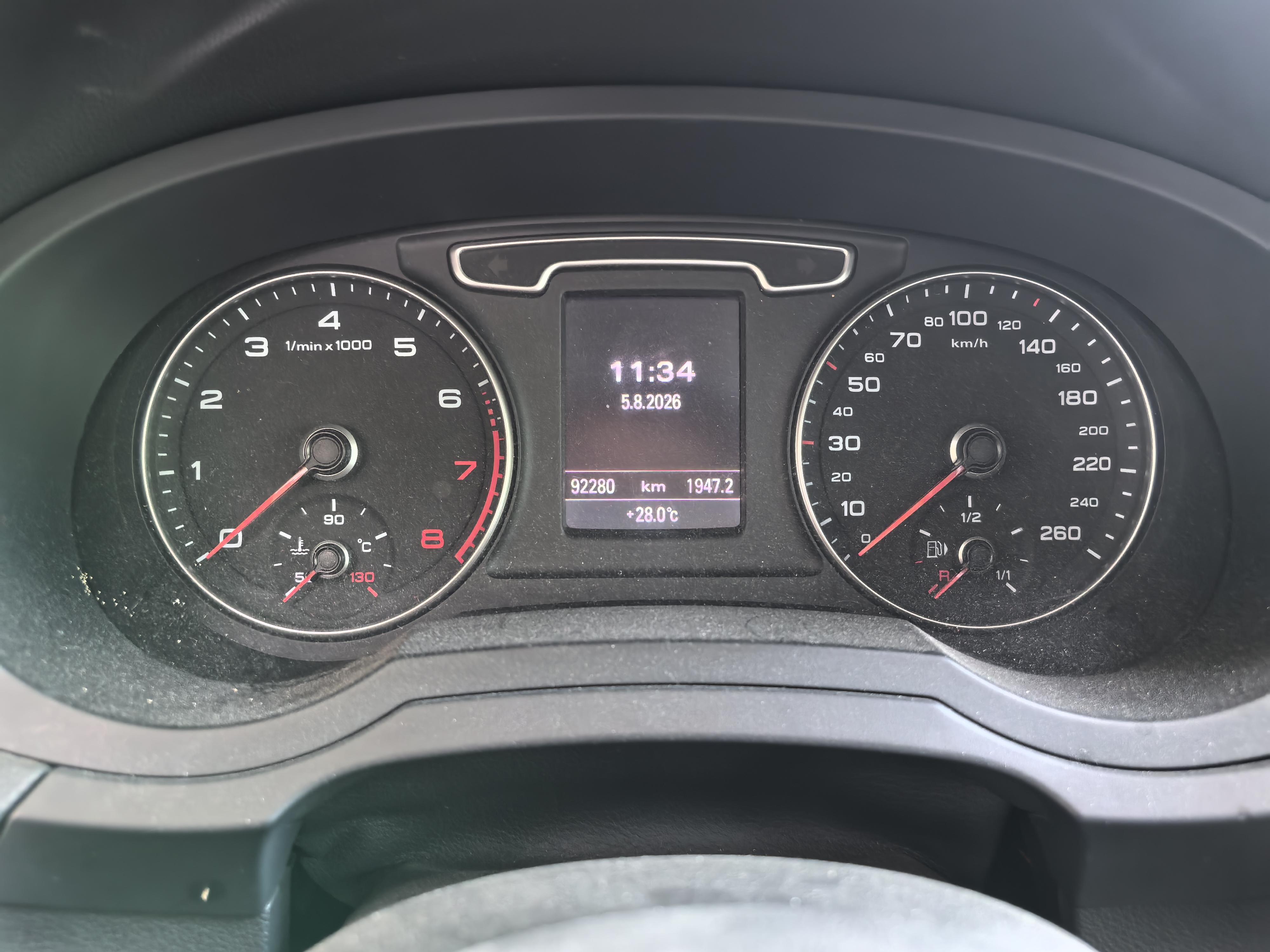 Audi Q3 2015 thumb 6