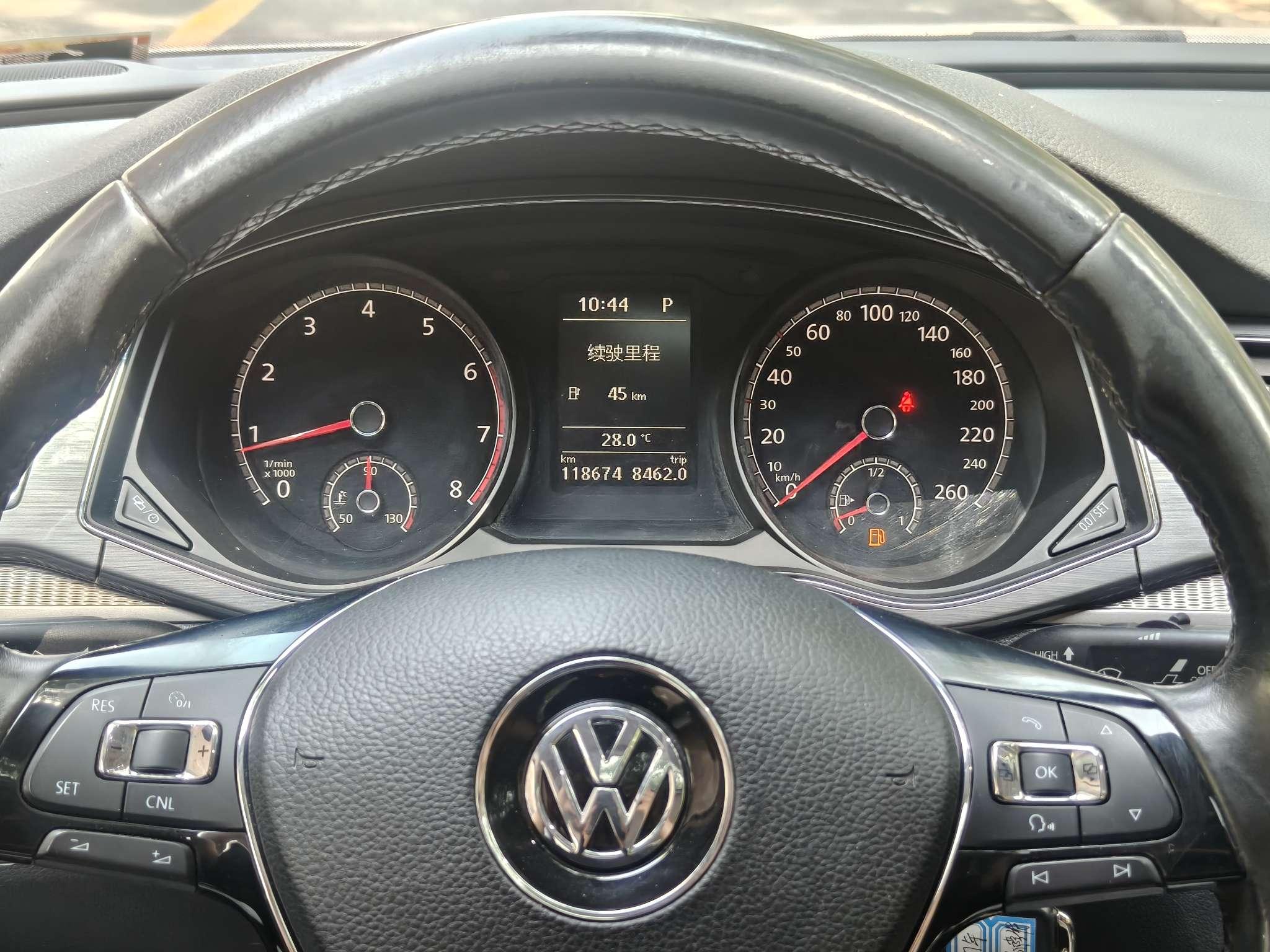 Volkswagen Passat (North America and China) 2017 thumb 5
