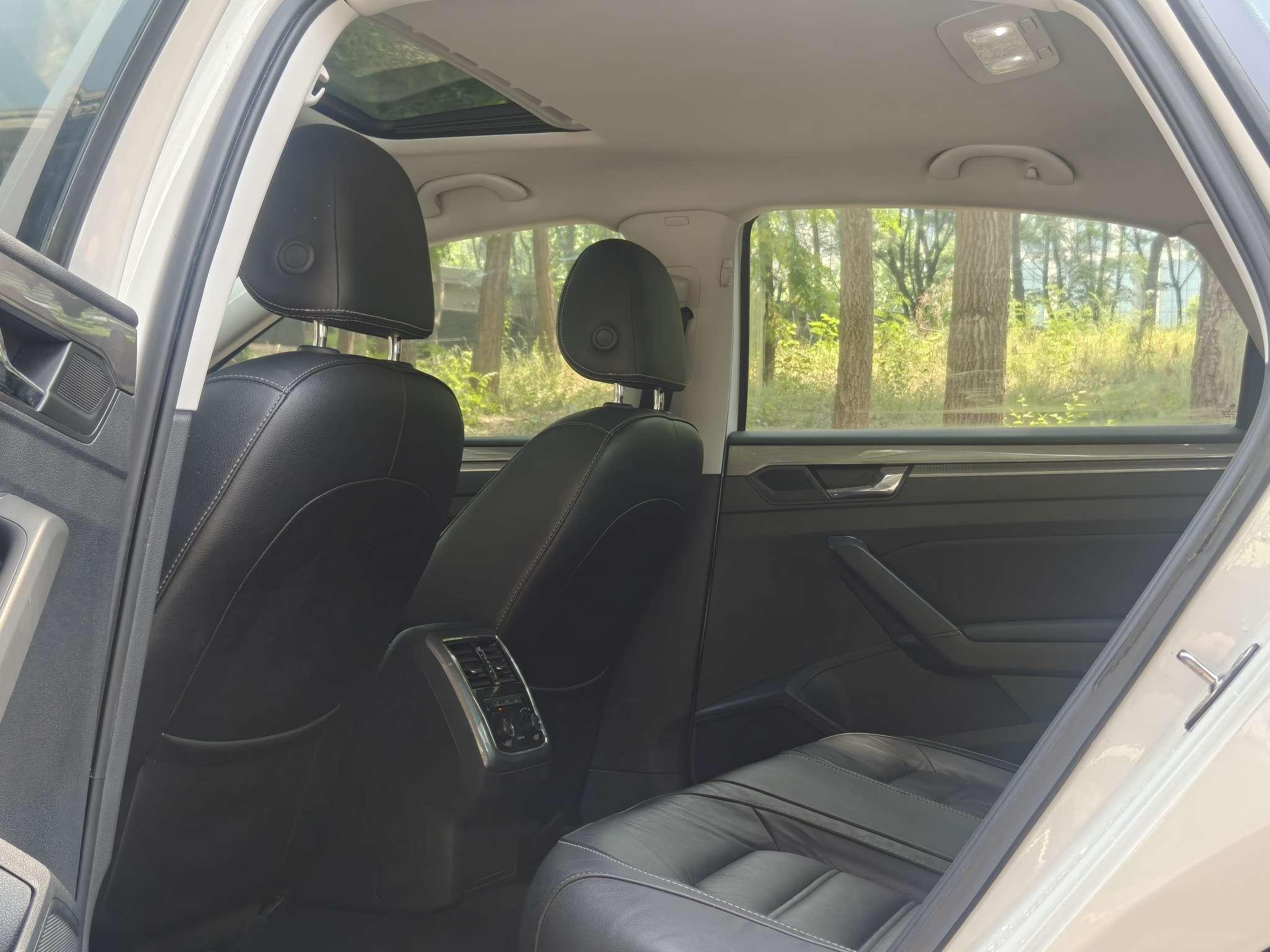 Volkswagen Passat (North America and China) 2017 thumb 7